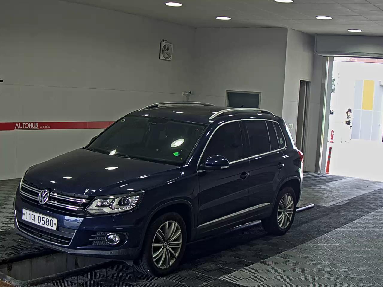 VOLKSWAGEN TIGUAN TDI BLUEMOTION