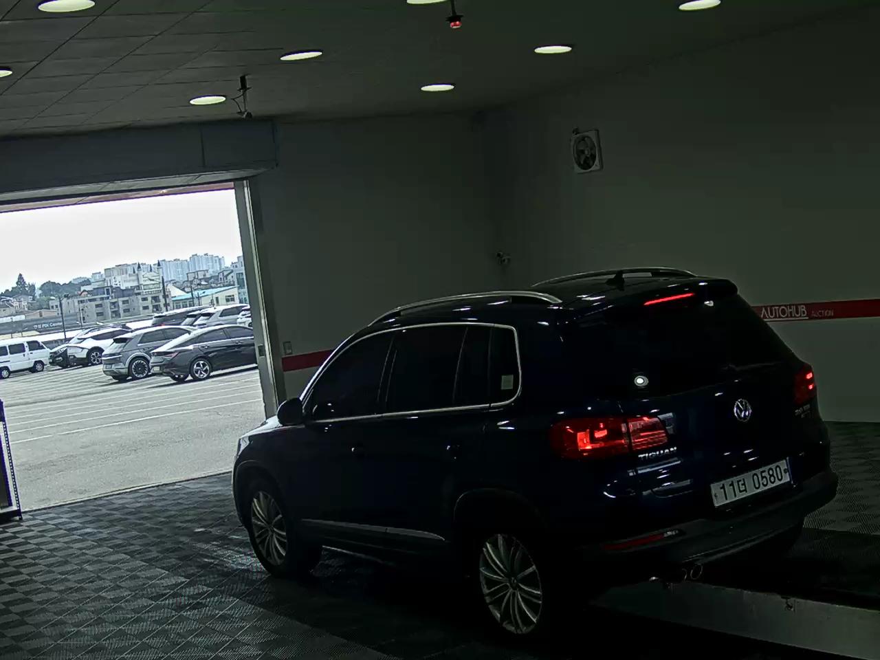 2016 - volkswagen tiguan