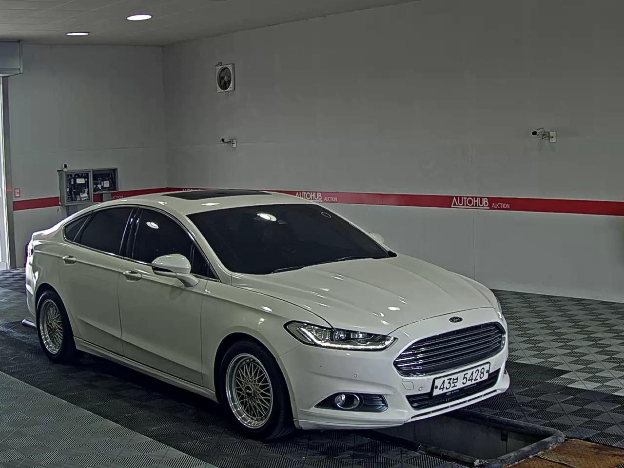 2015 - ford mondeo