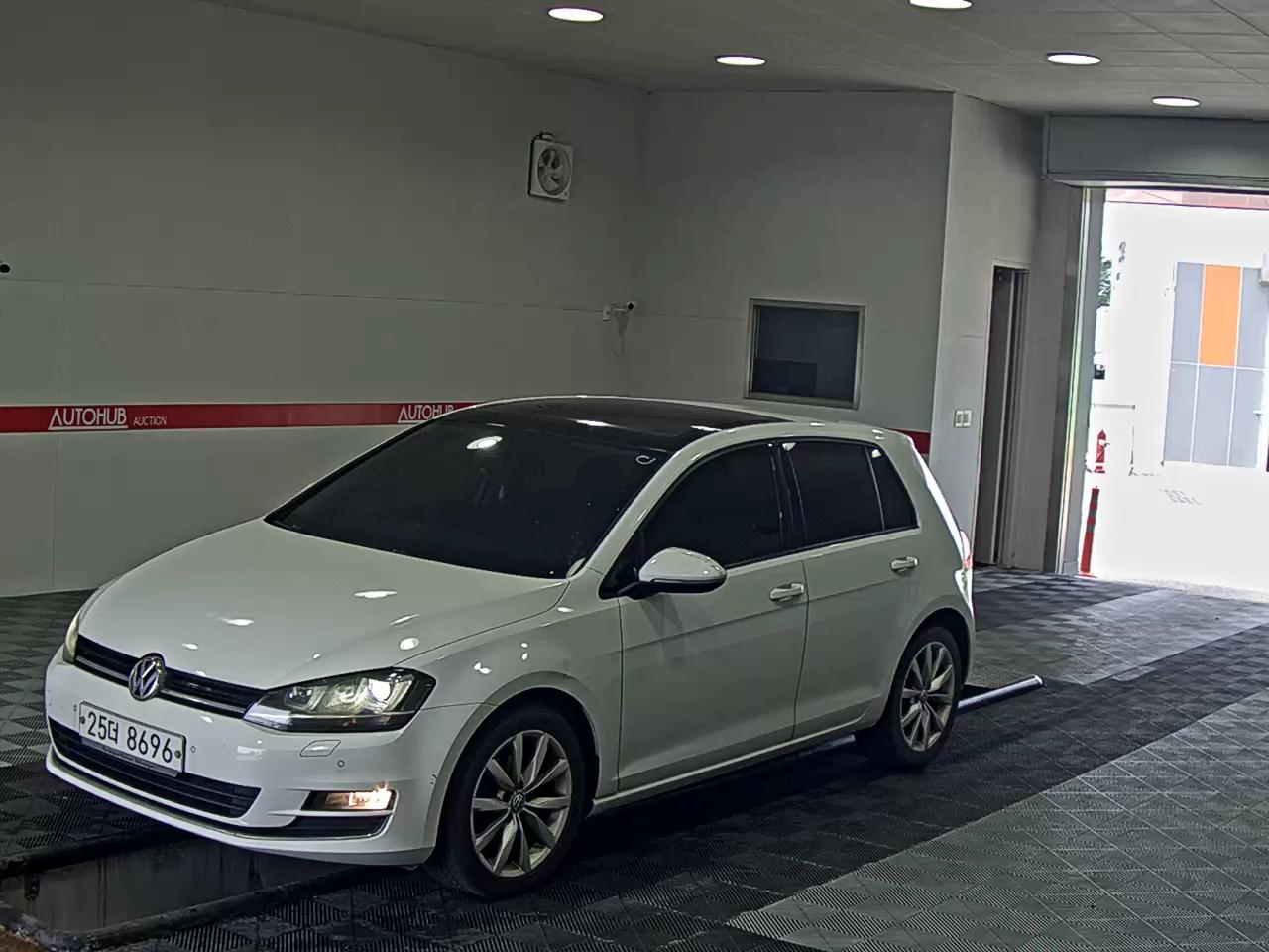 VOLKSWAGEN GOLF (7TH GEN) TDI