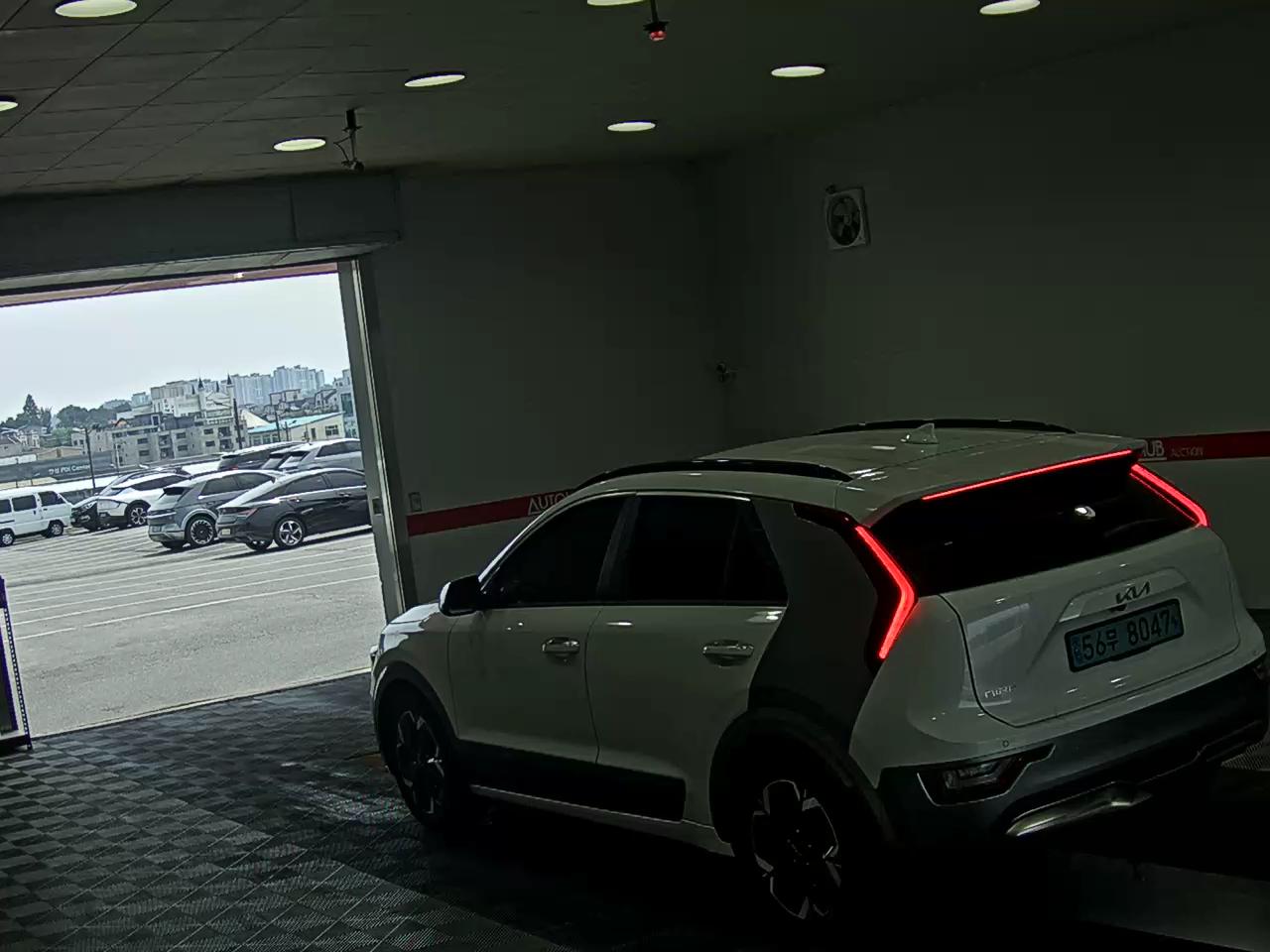 2023 - kia niro