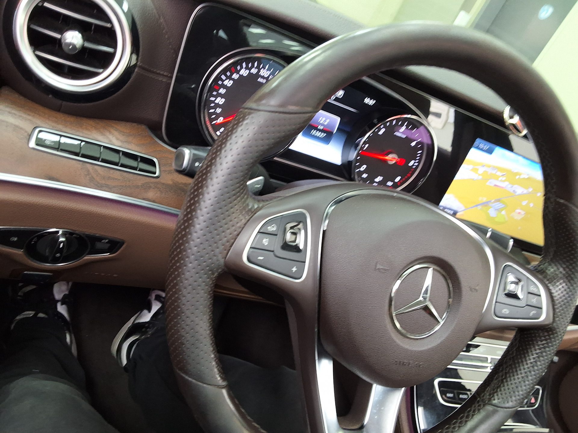 2017 - mercedes-benz e220d