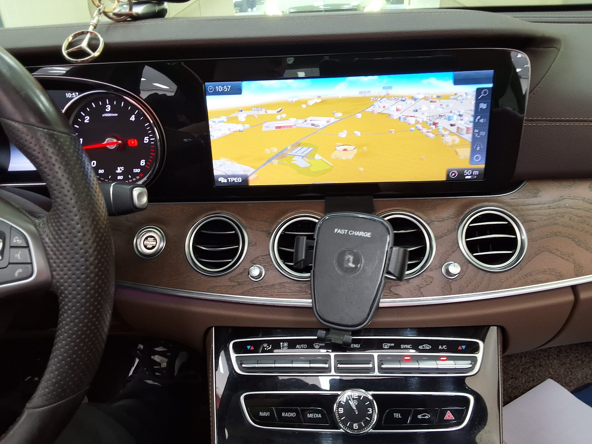 2017 - mercedes-benz e220d