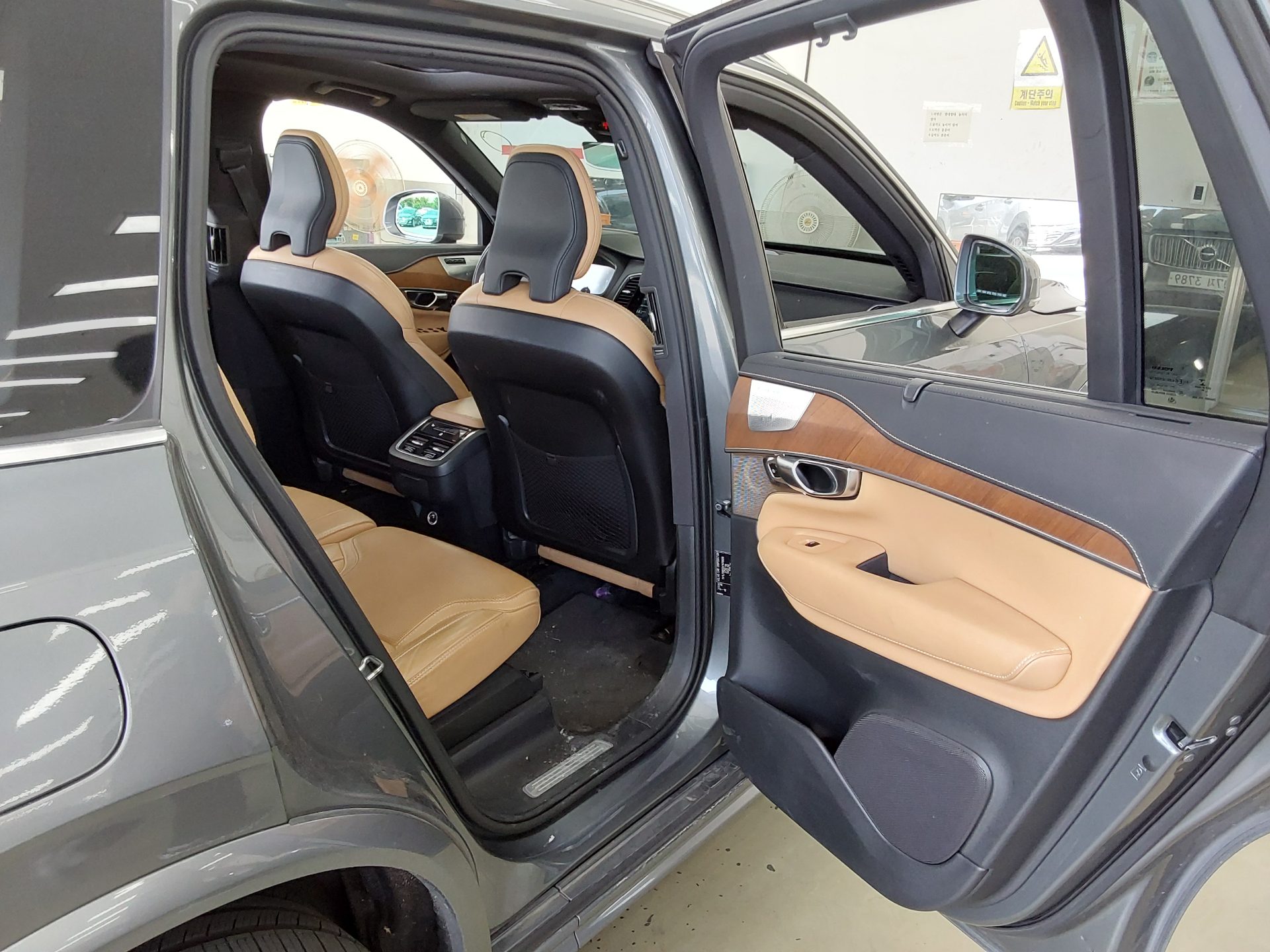 2019 - volvo xc90