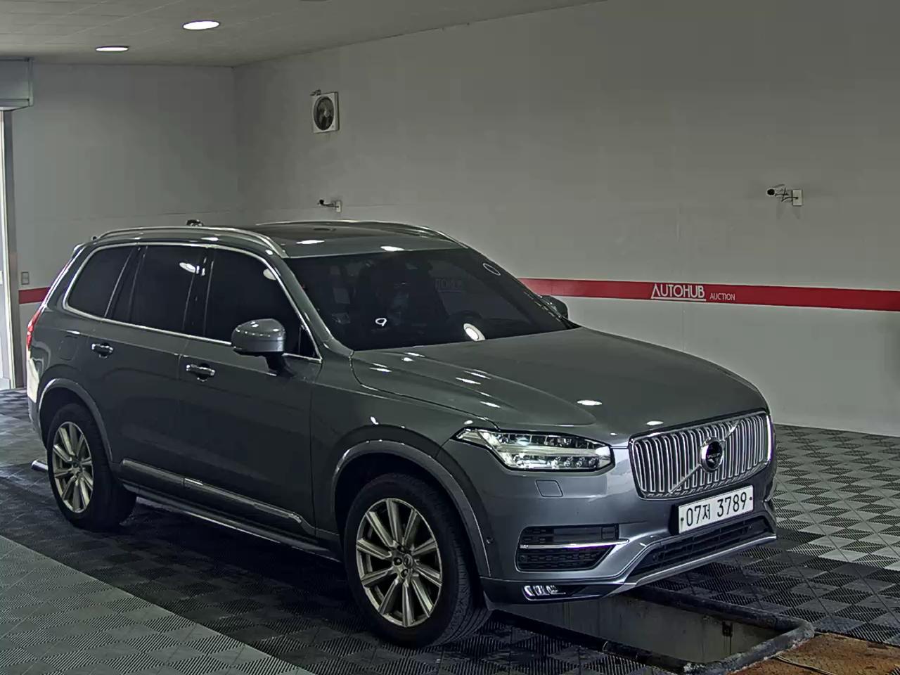 2019 - volvo xc90