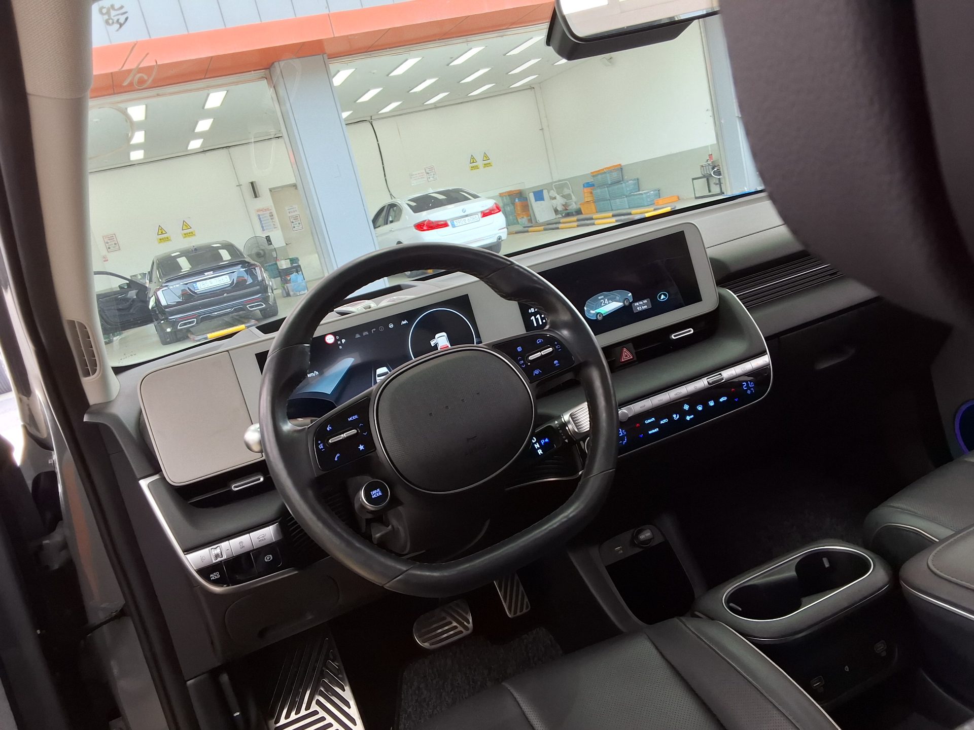 2022 - hyundai ioniq