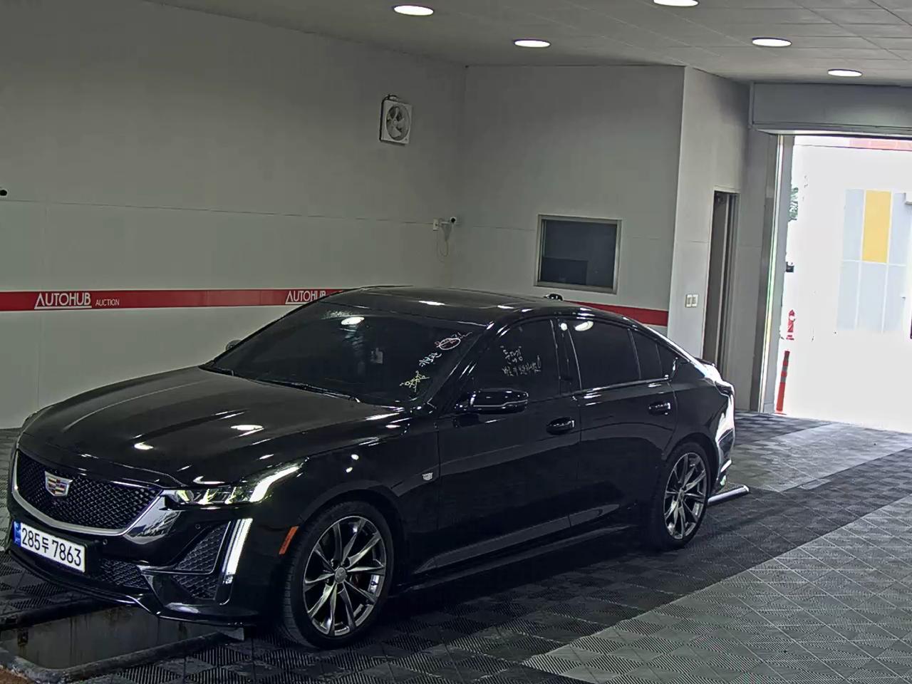 CADILLAC CT5 2 SPORTS