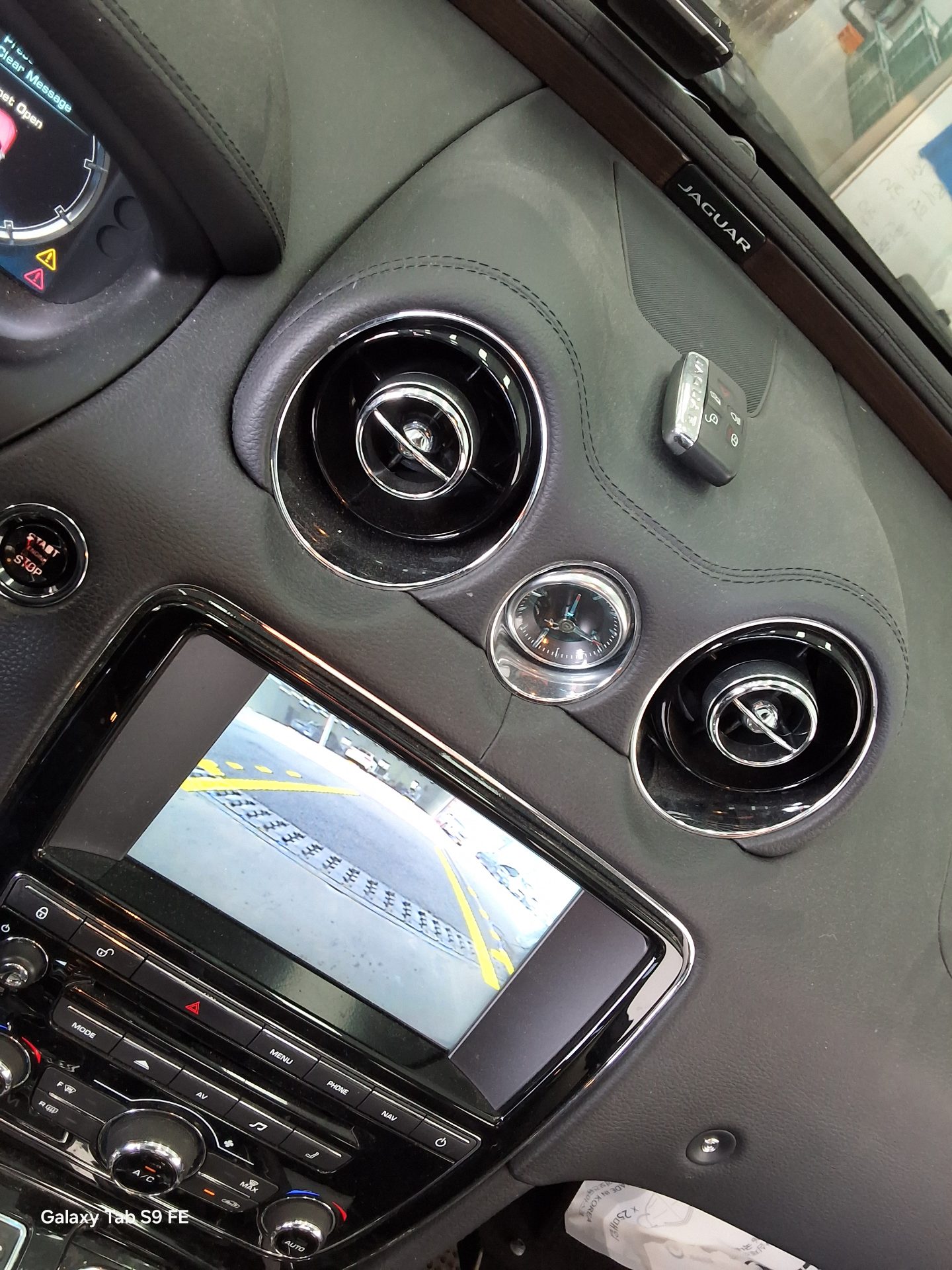 2015 - jaguar xj