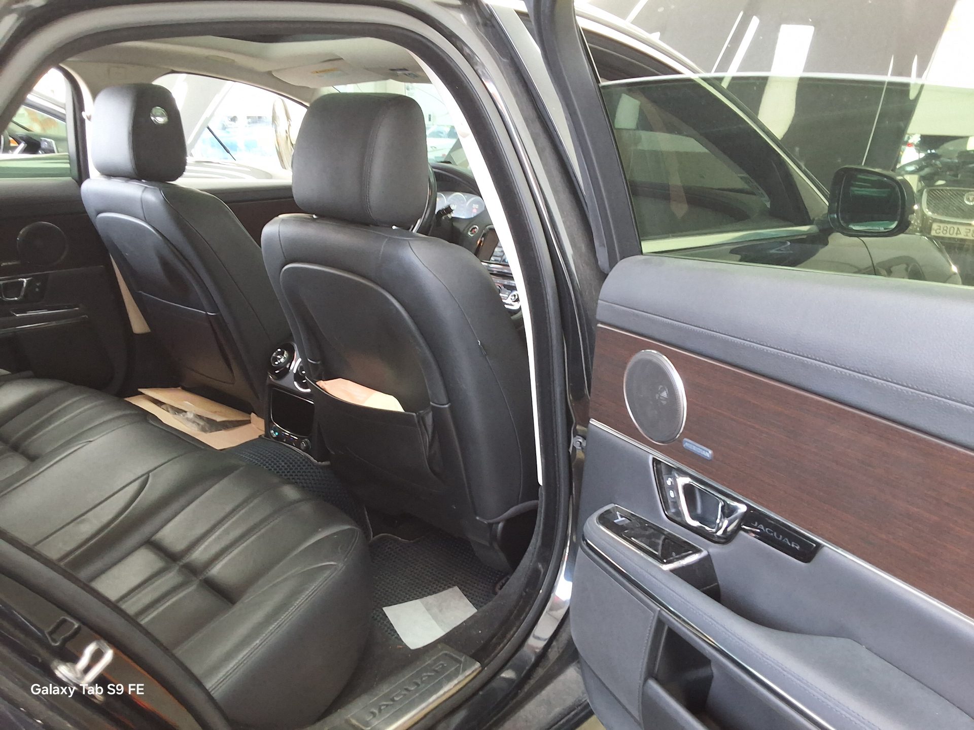 2015 - jaguar xj