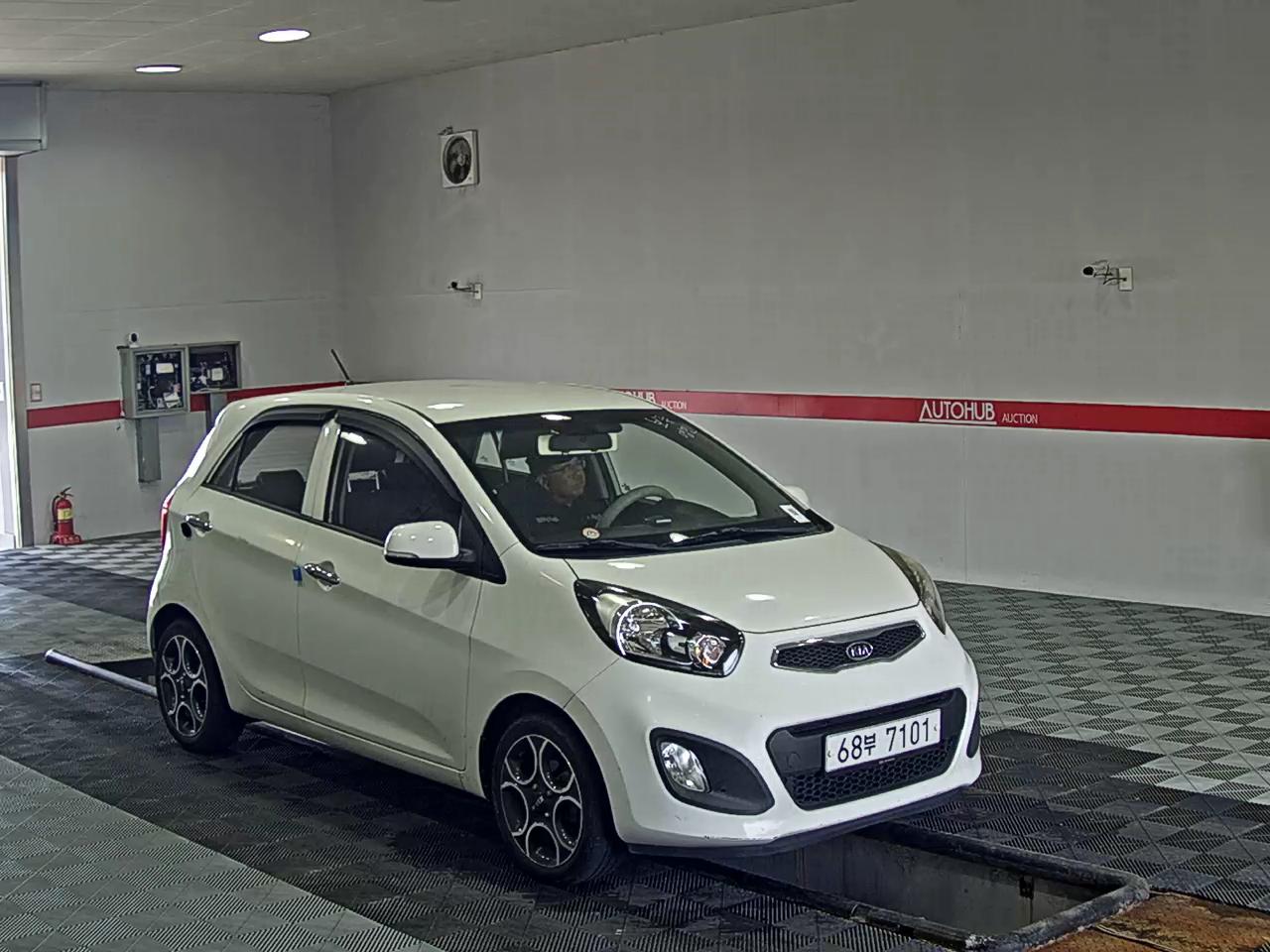 2012 - kia morning
