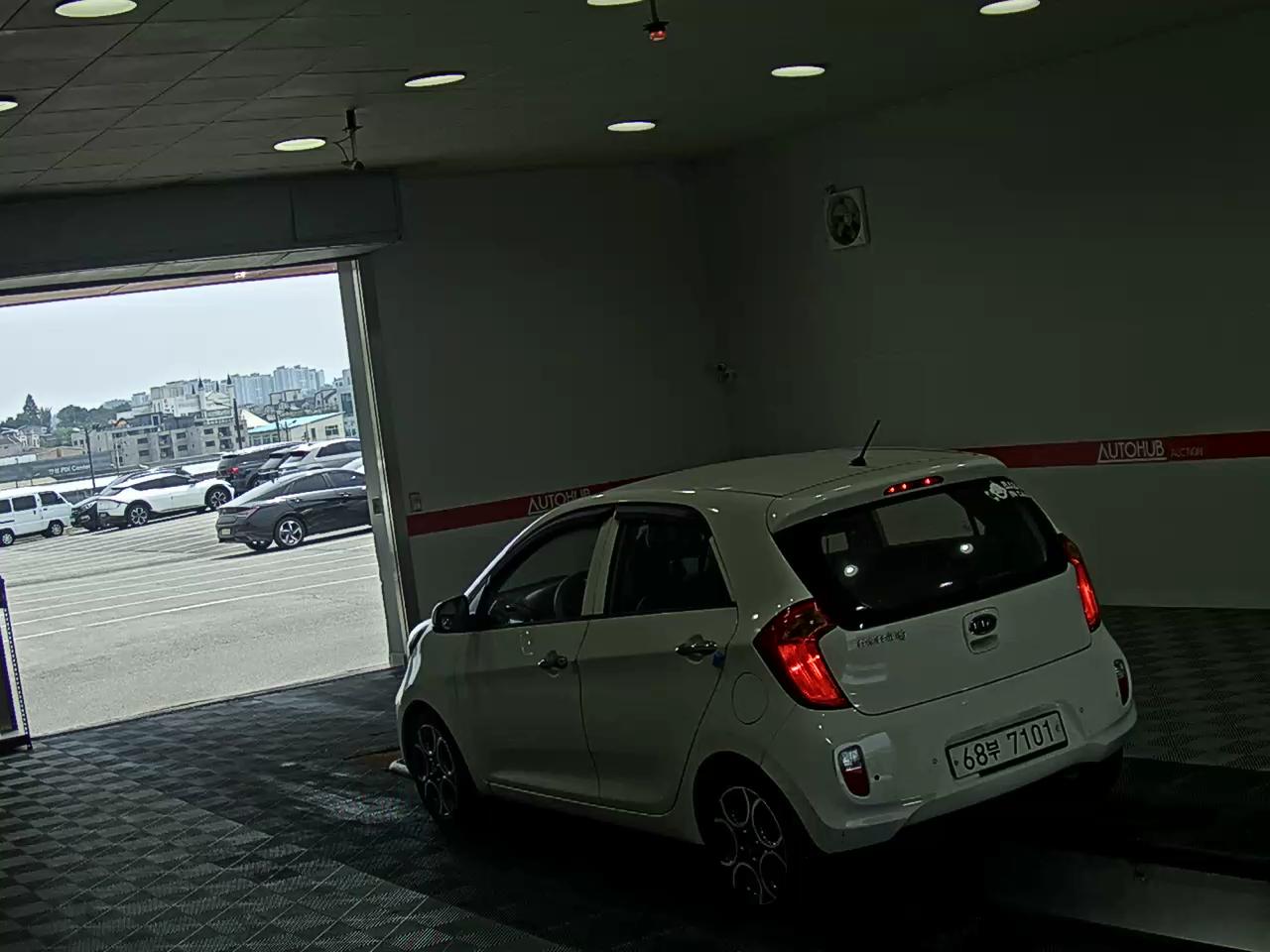 2012 - kia morning