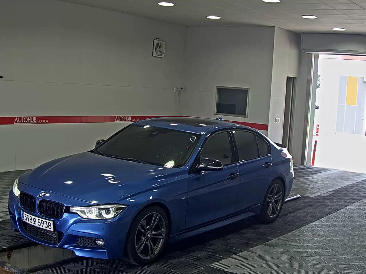 BMW 3 SERIES (6TH GEN) 320i M