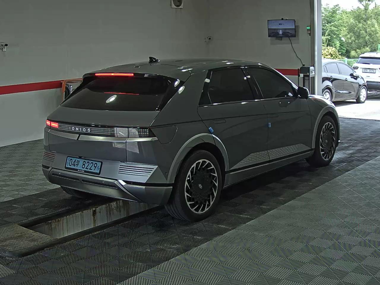 2022 - hyundai ioniq