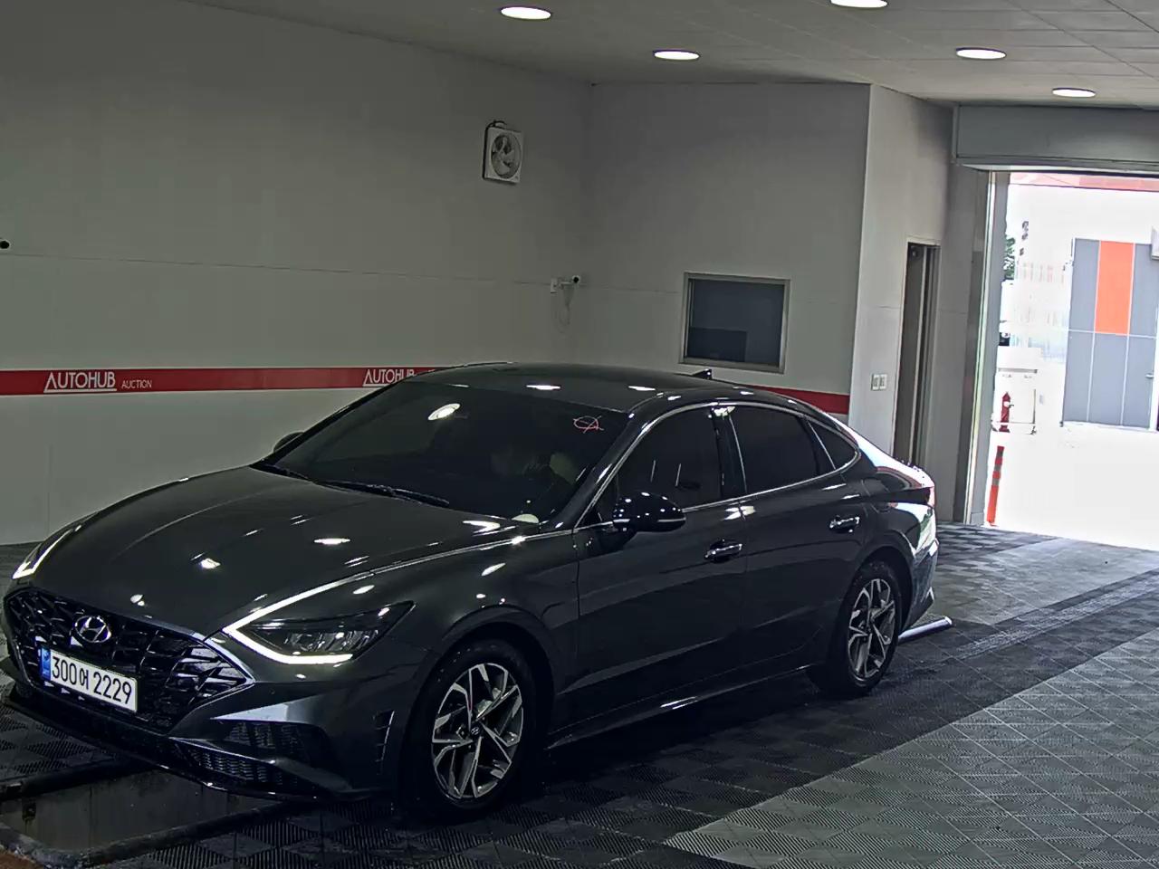 HYUNDAI SONATA (DN8)