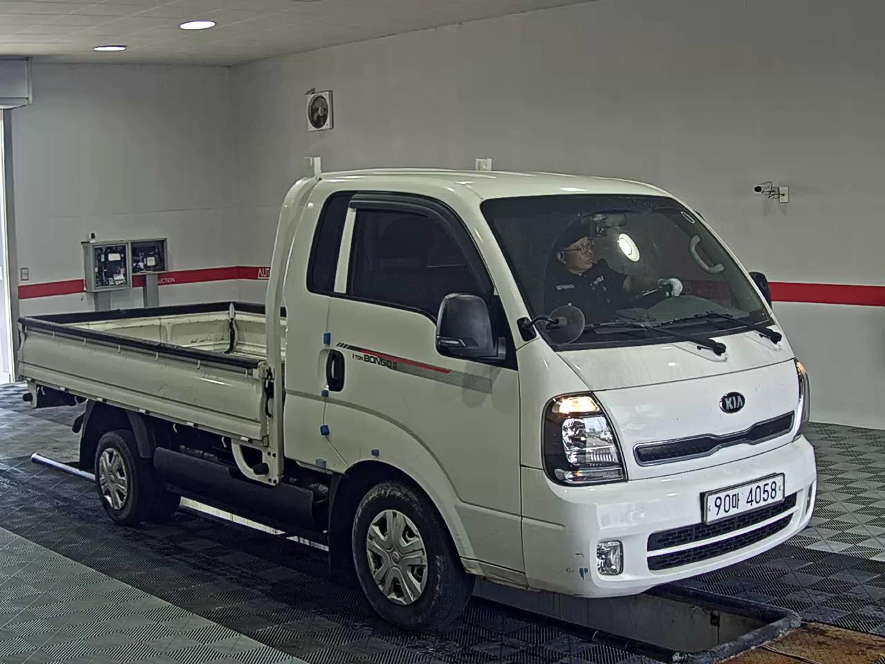2020 - kia bongo