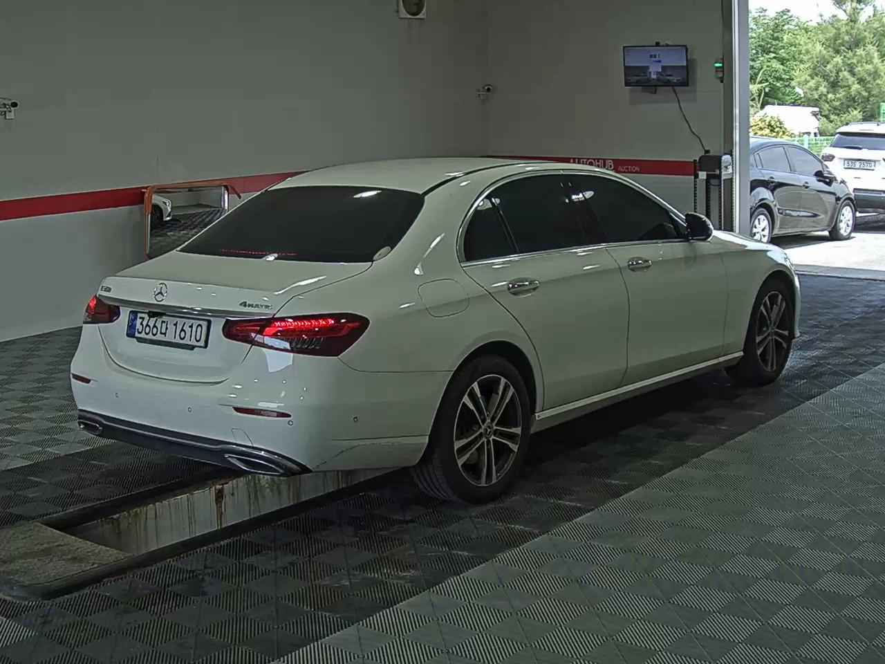 2022 - mercedes-benz e350