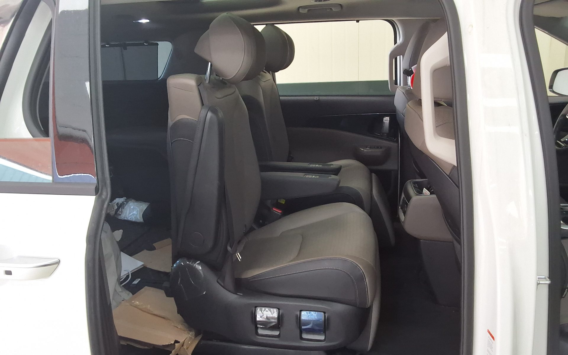 2024 - kia carnival