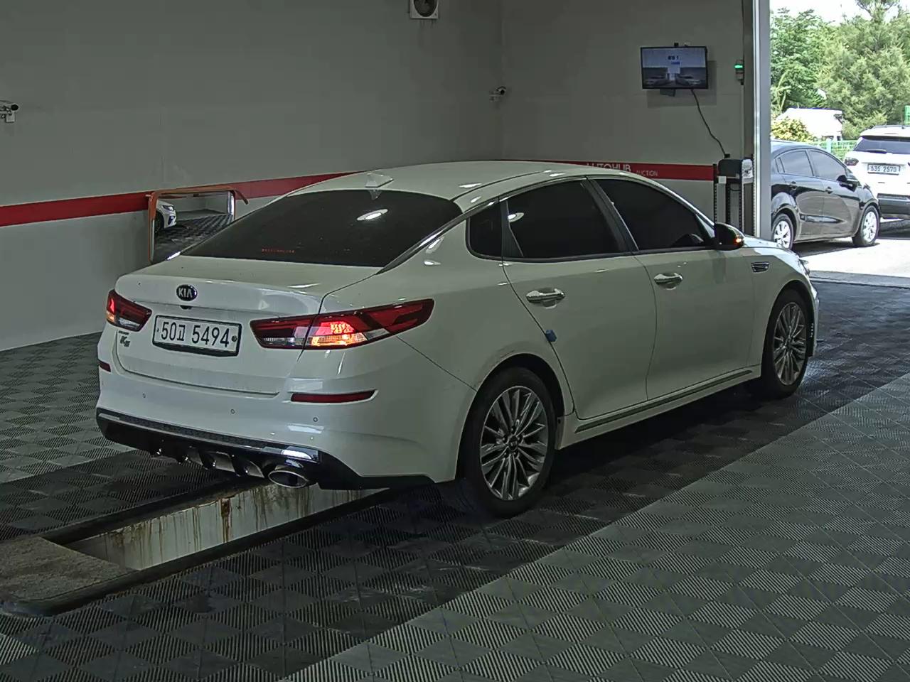 2019 - kia k5