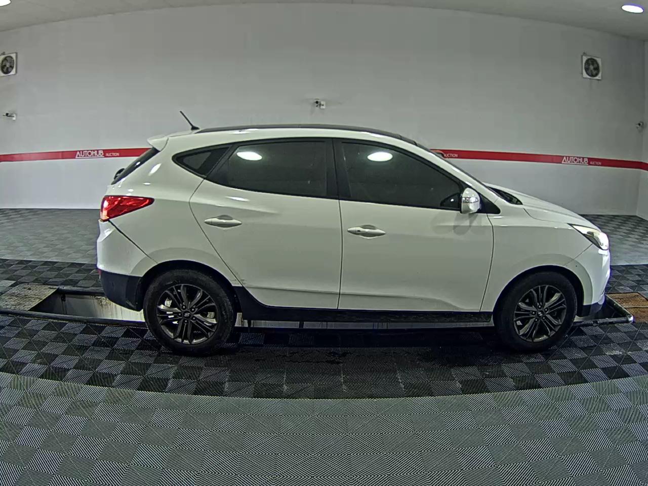 2014 - hyundai tucson