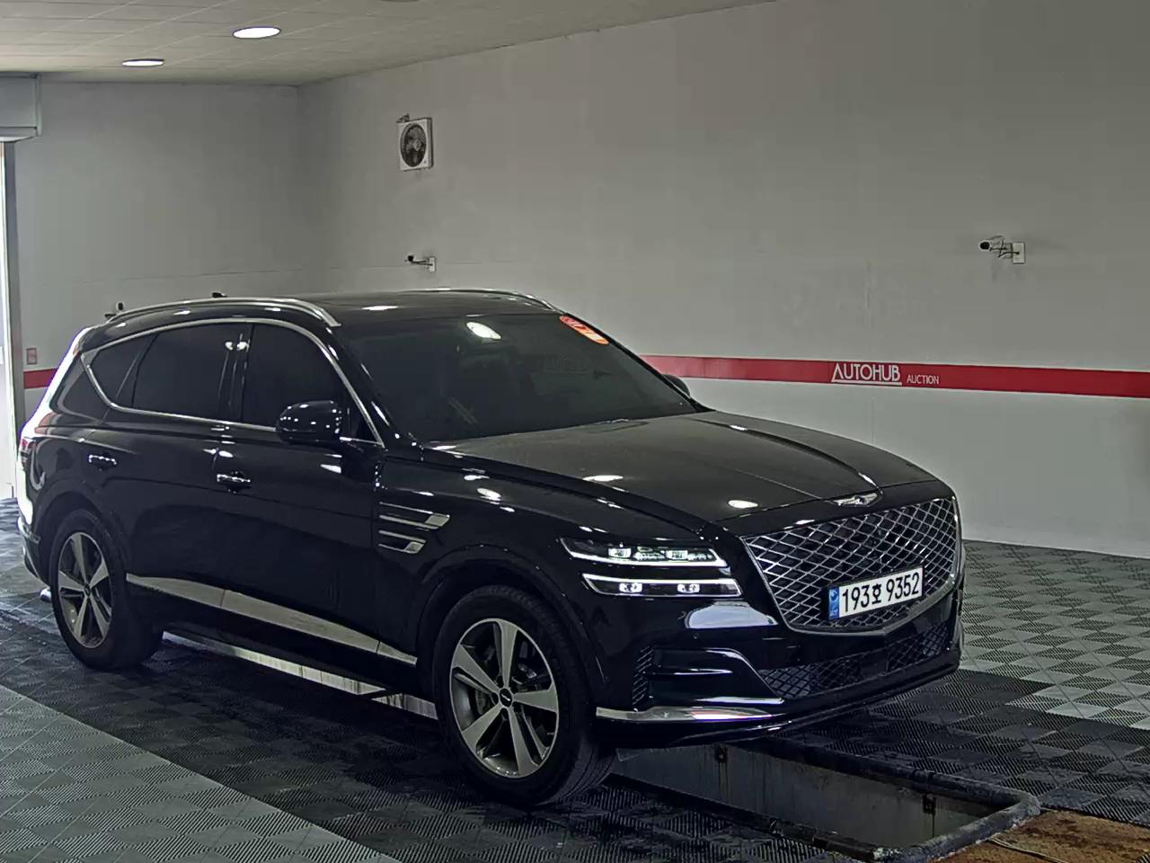 2023 - genesis gv80