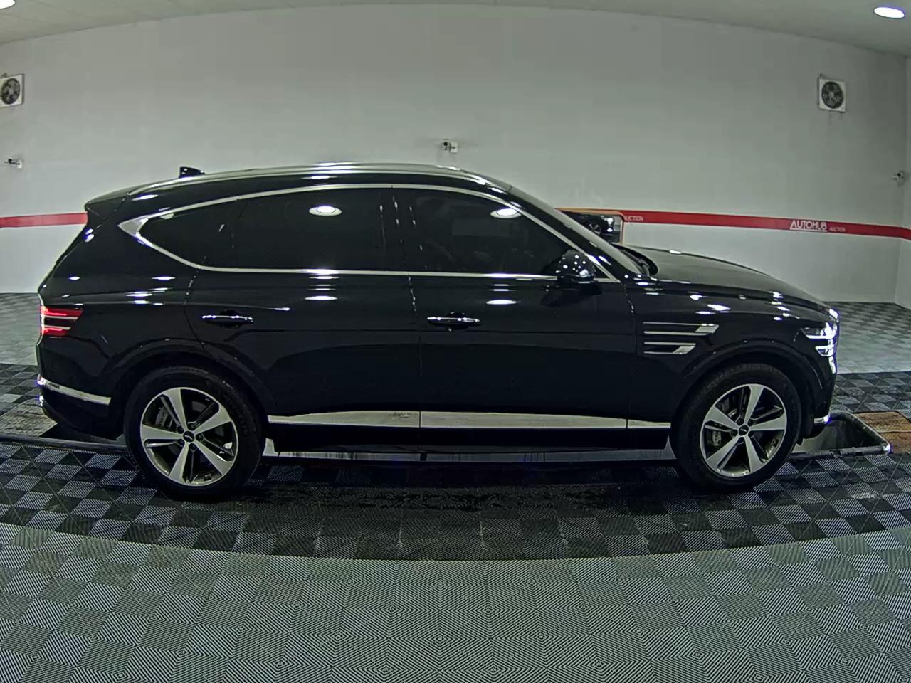 2023 - genesis gv80
