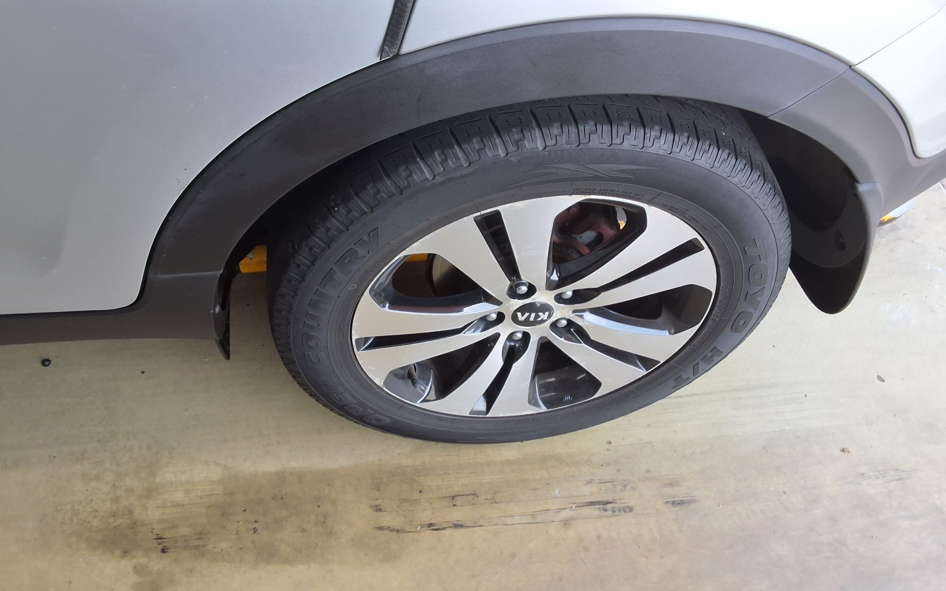2011 - kia sportage