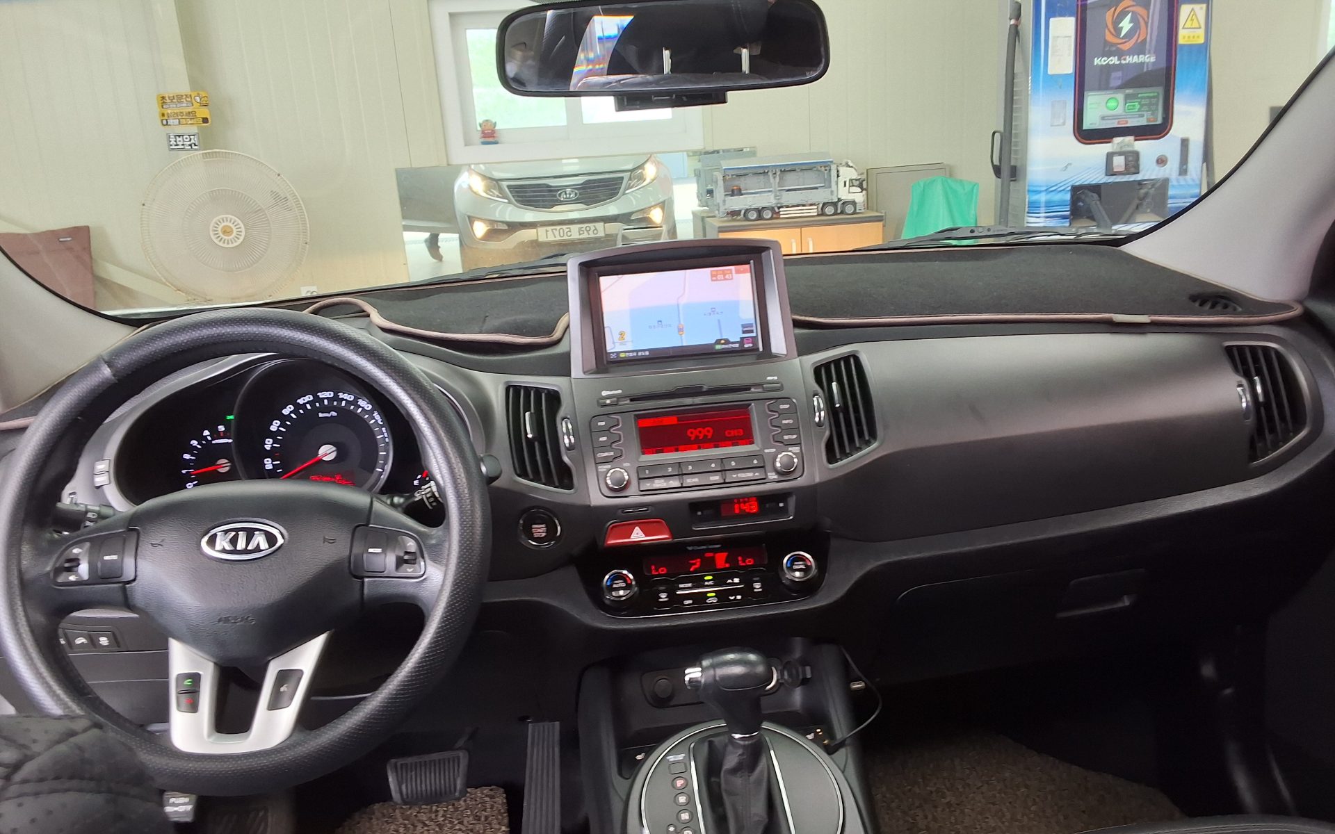 2011 - kia sportage