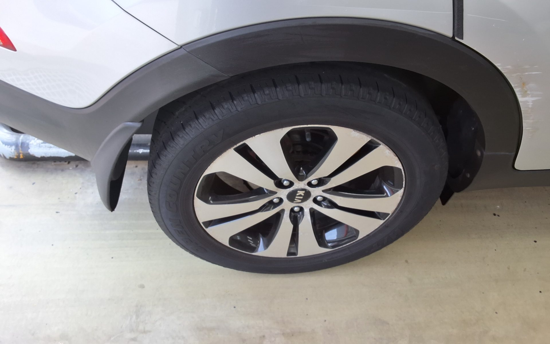 2011 - kia sportage