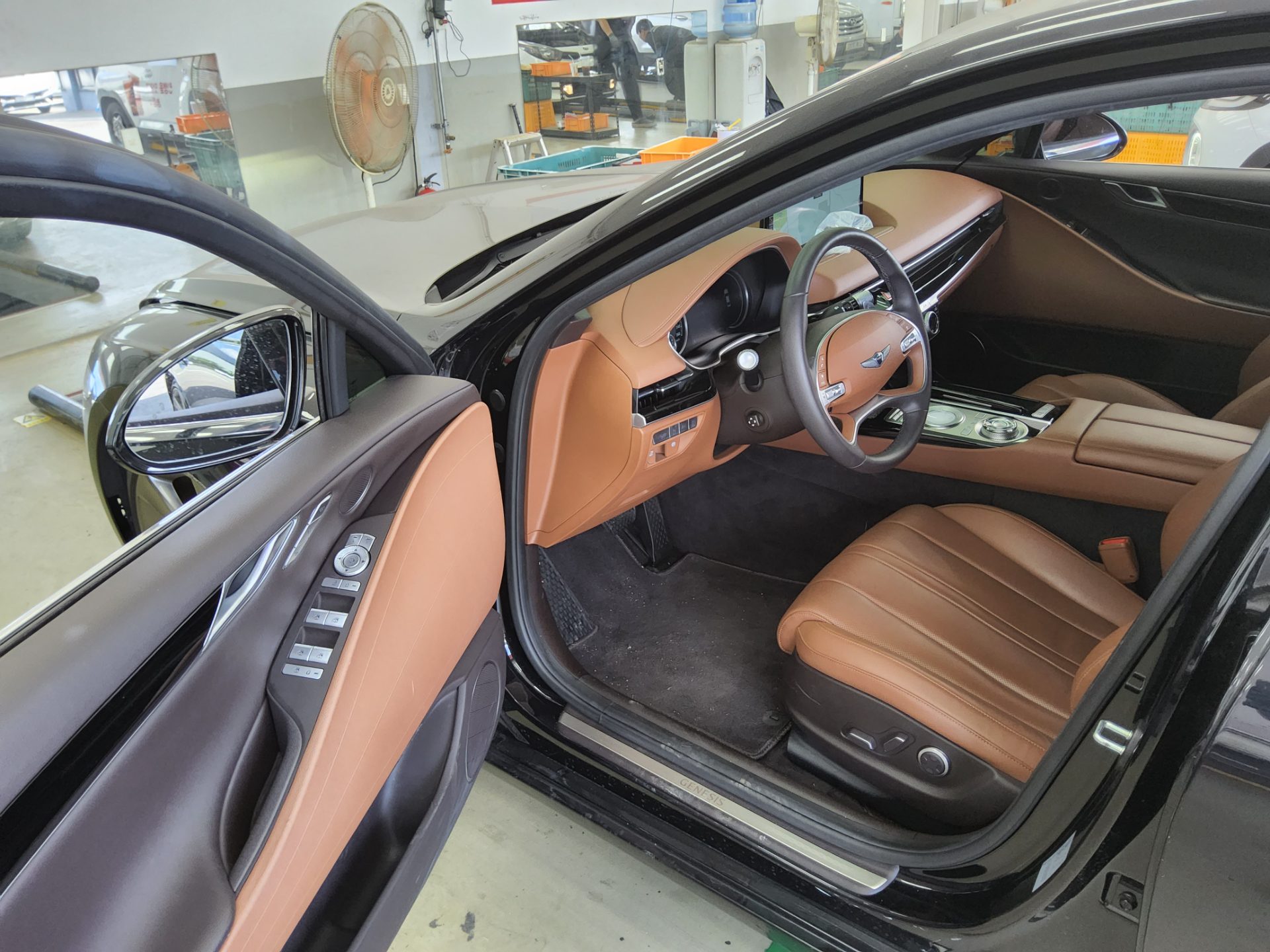 2021 - genesis g80
