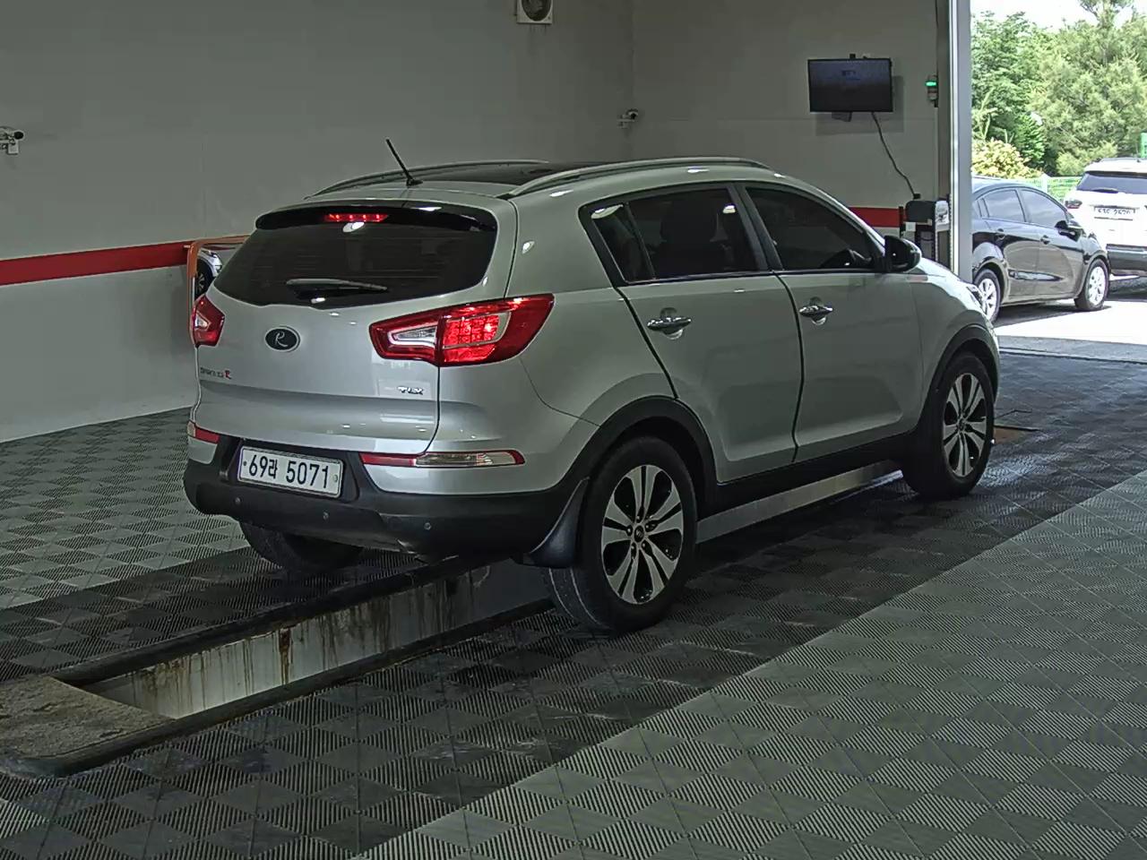 2011 - kia sportage