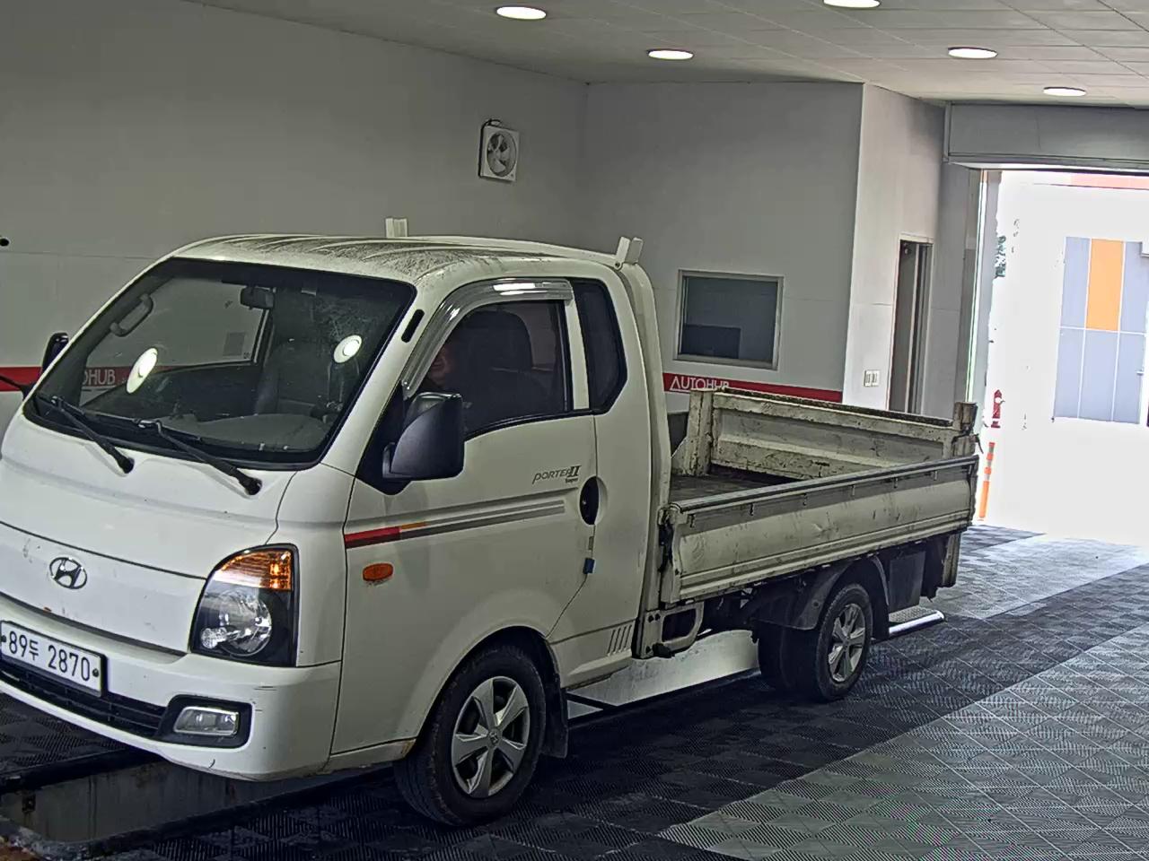 HYUNDAI PORTER II SUPER CAB EXTRA WHEELBASE SUPER