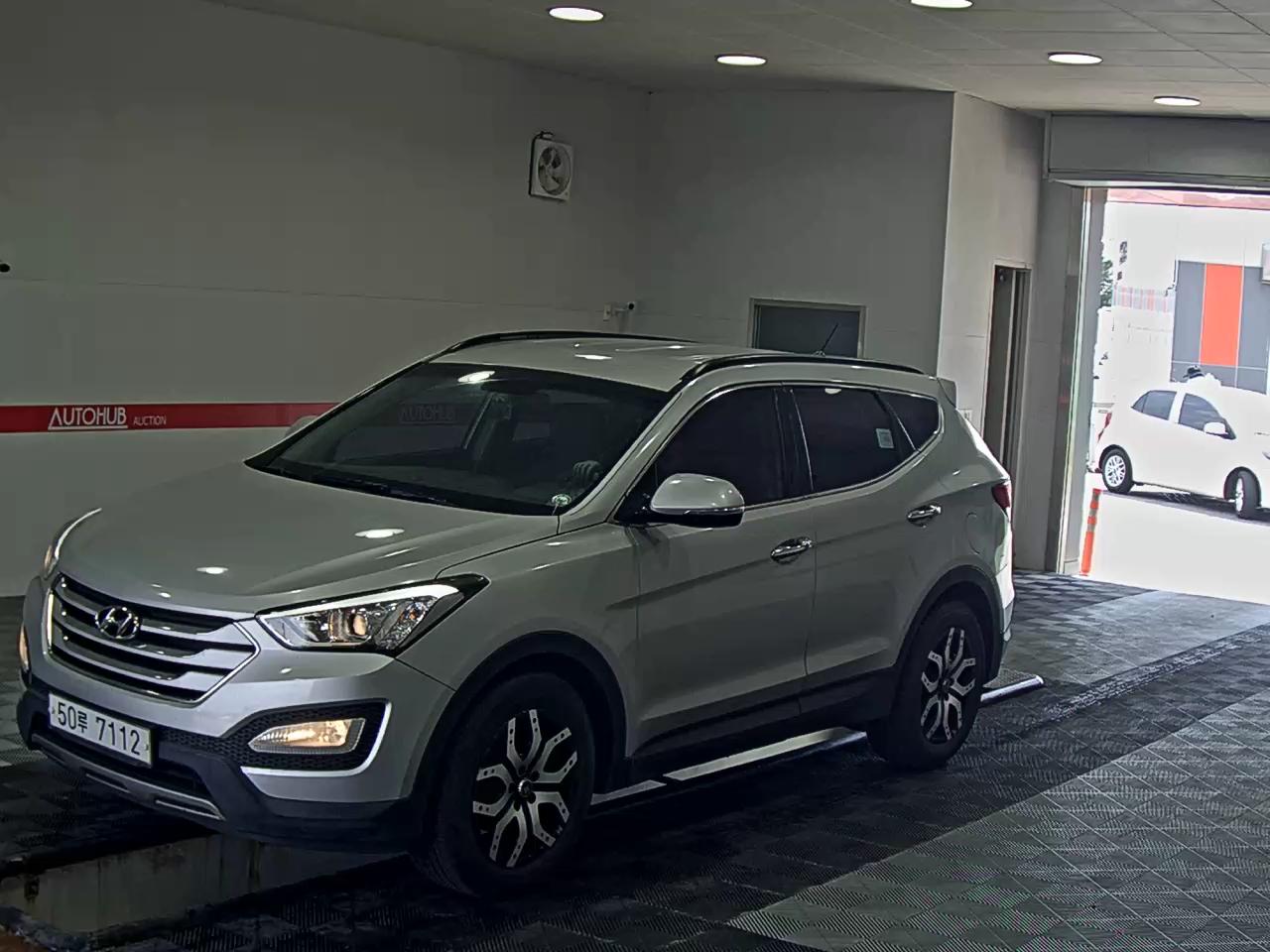 HYUNDAI SANTA FE (DM)
