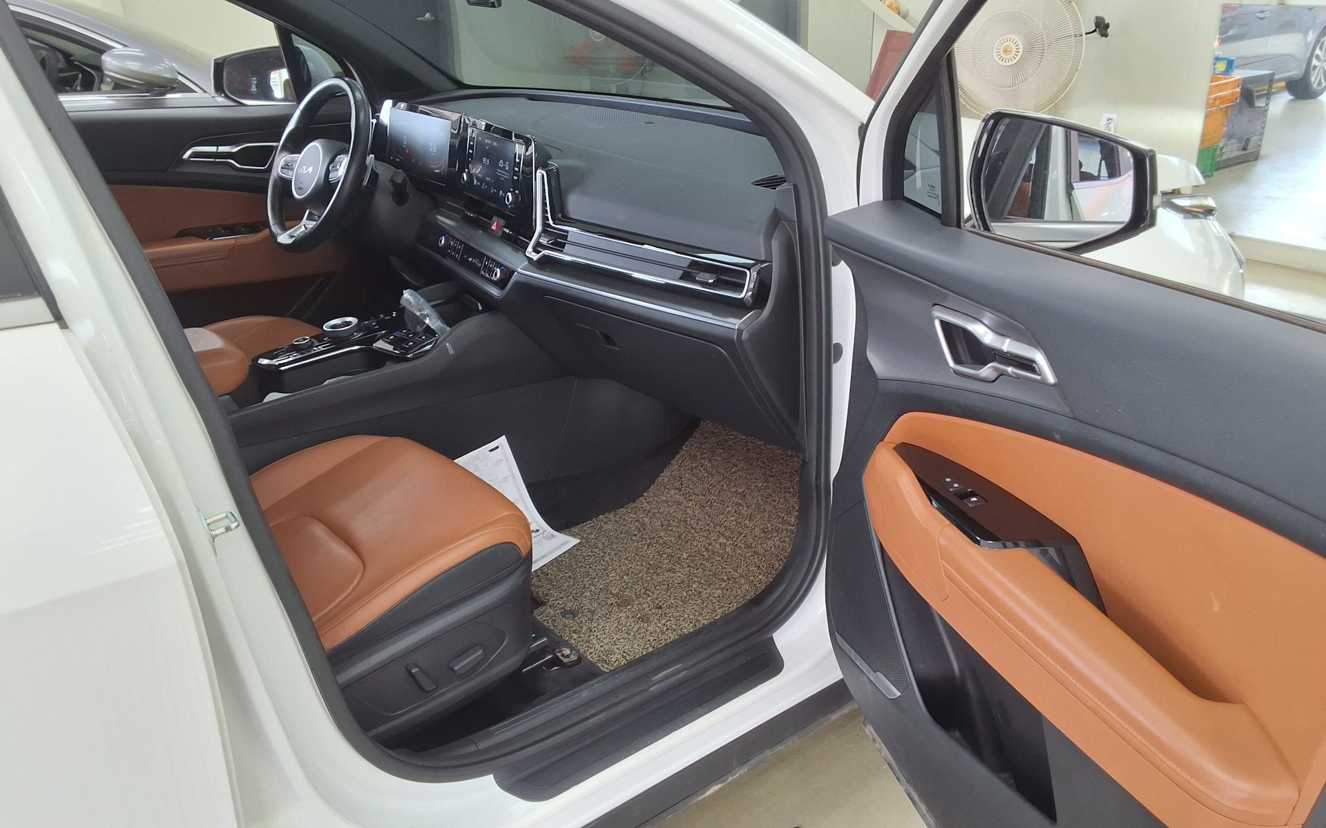 2022 - kia sportage