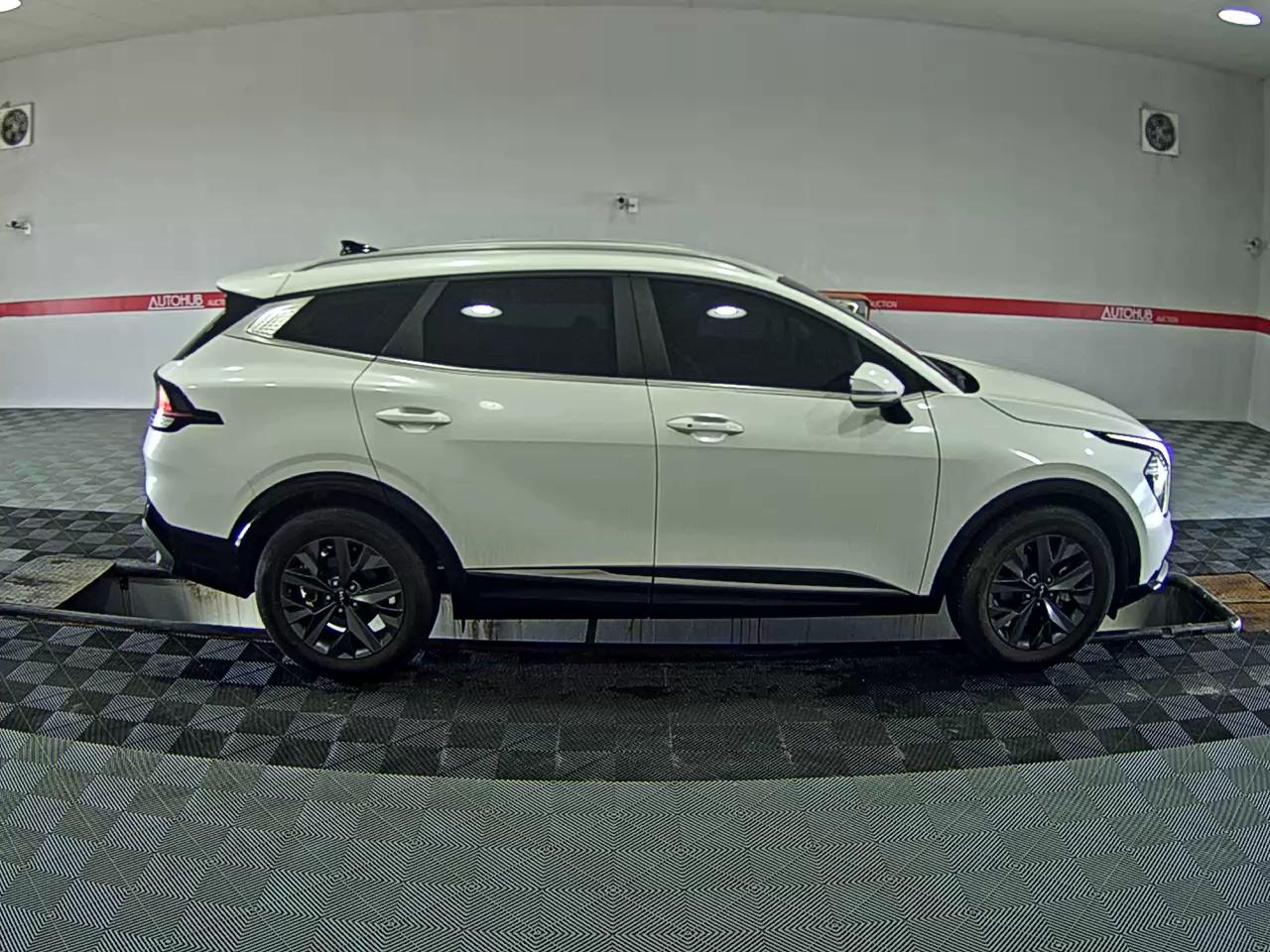 2022 - kia sportage