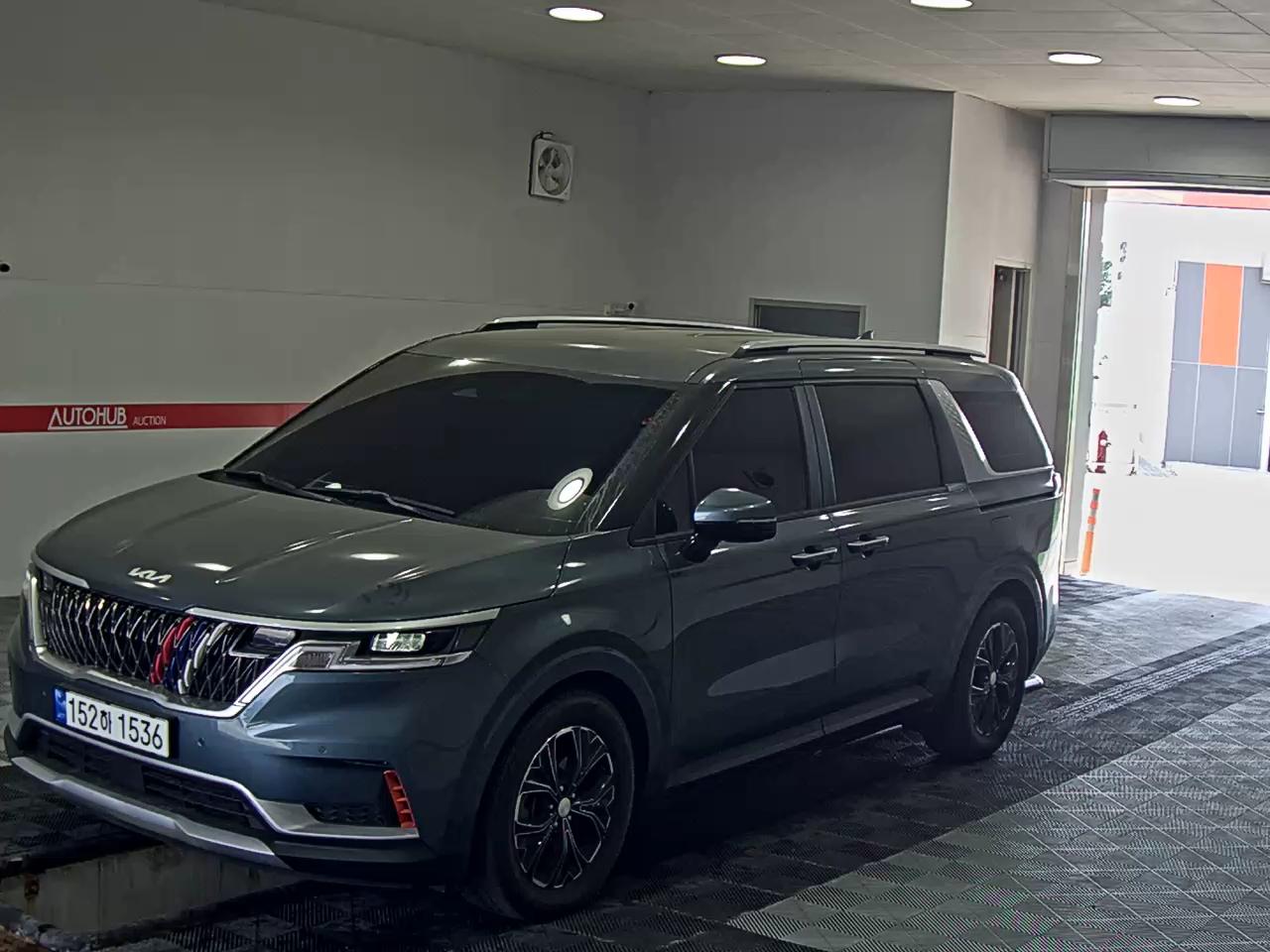 2021 - kia carnival