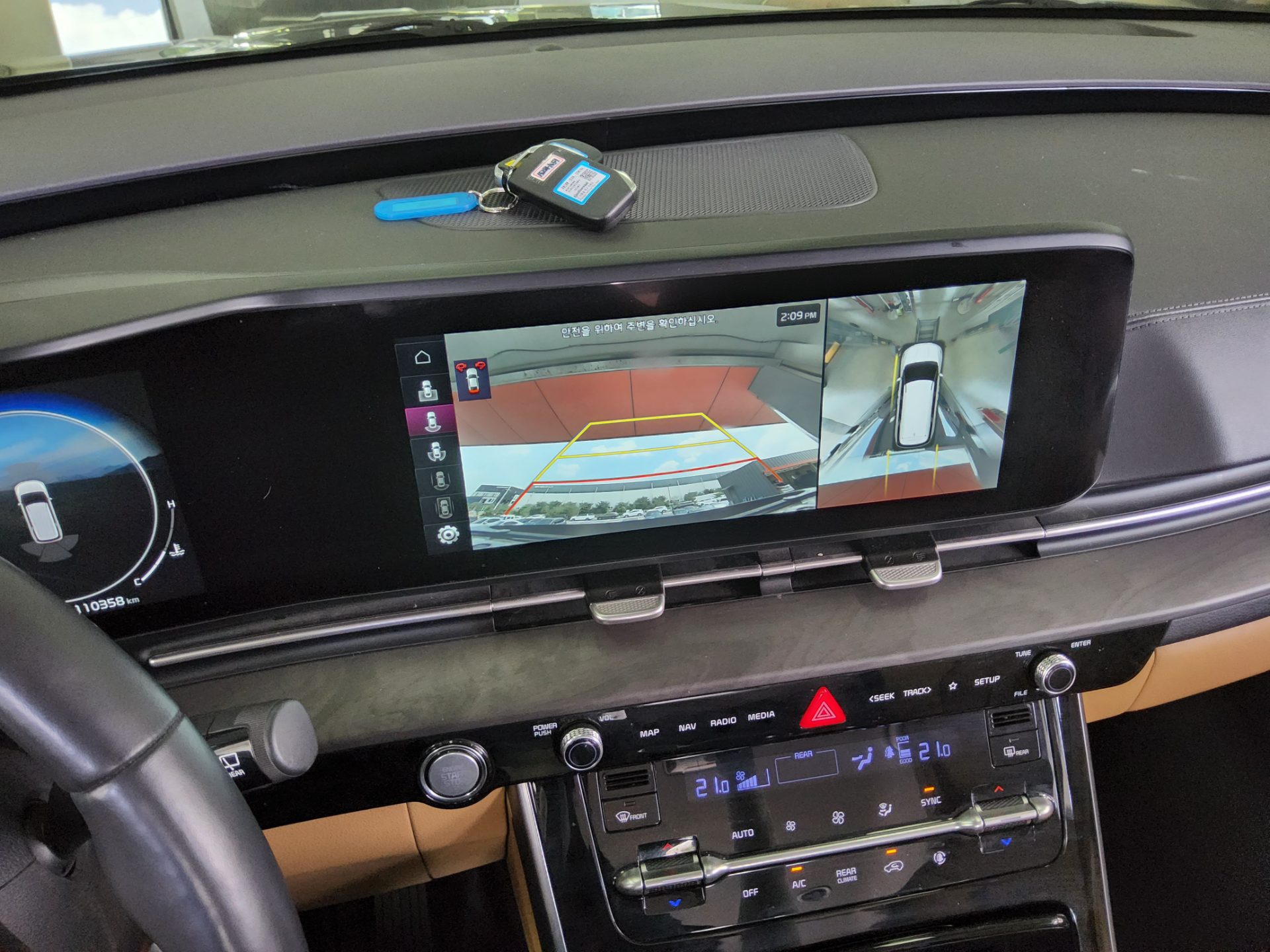 2021 - kia carnival