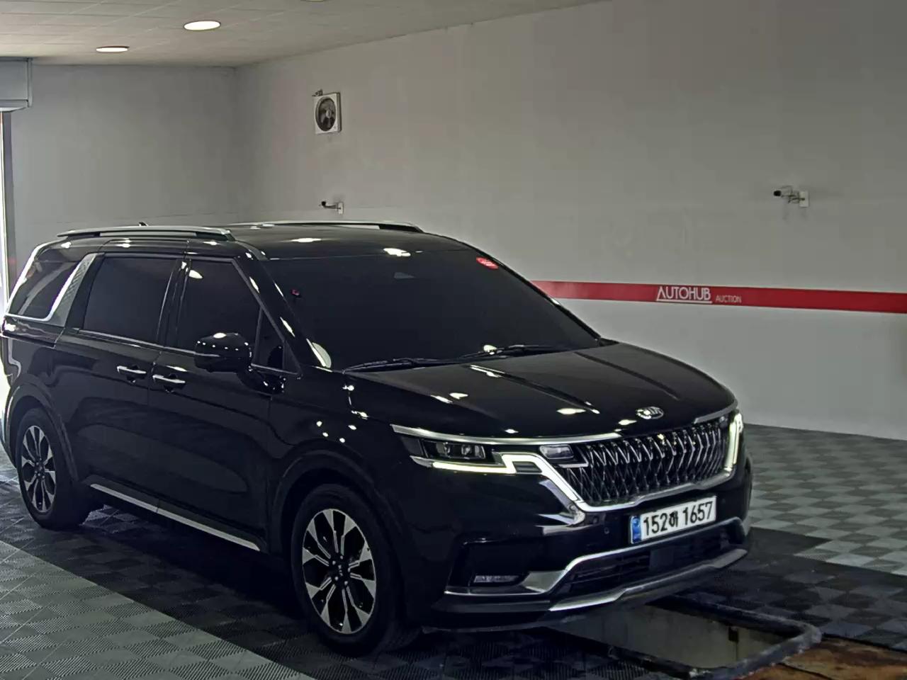 2021 - kia carnival