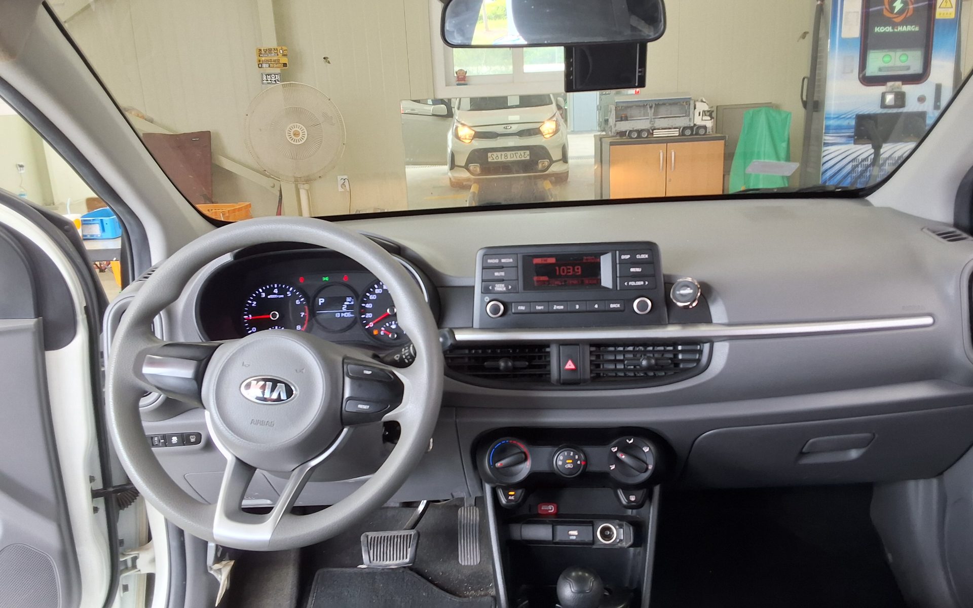 2021 - kia morning
