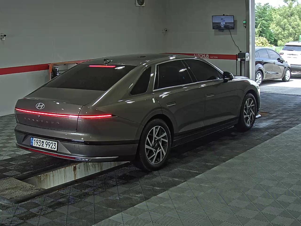 2023 - hyundai grandeur