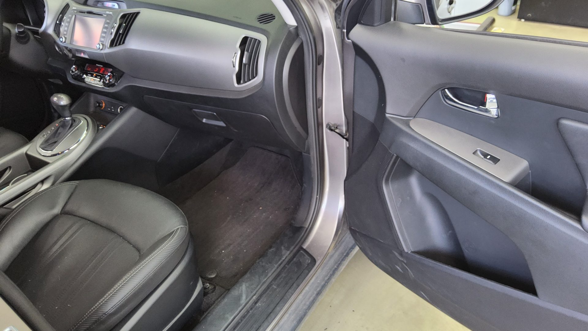 2014 - kia sportage