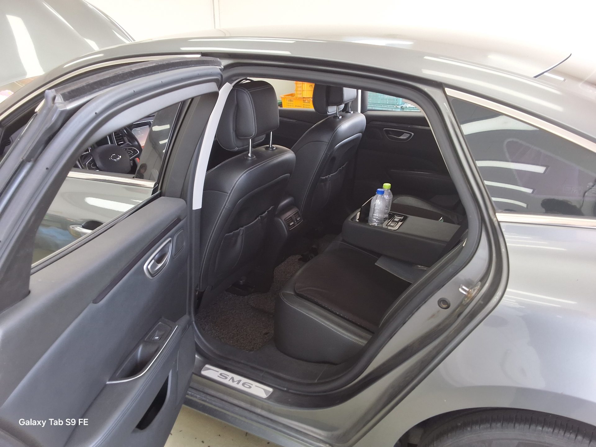 2016 - renault sm6