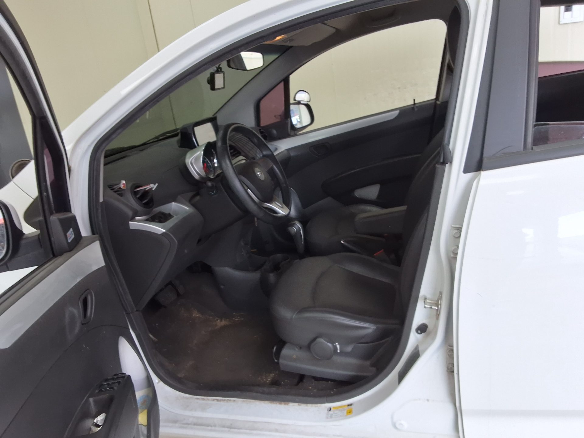 2015 - chevrolet spark