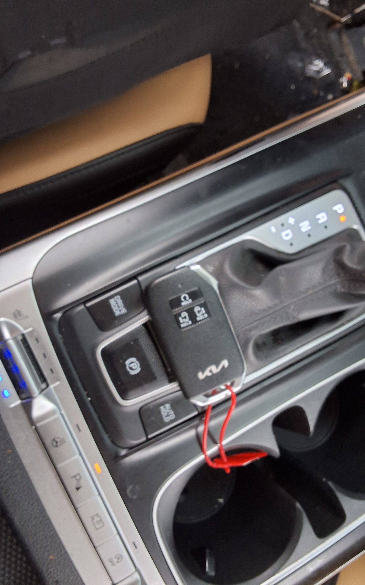 2023 - kia carnival