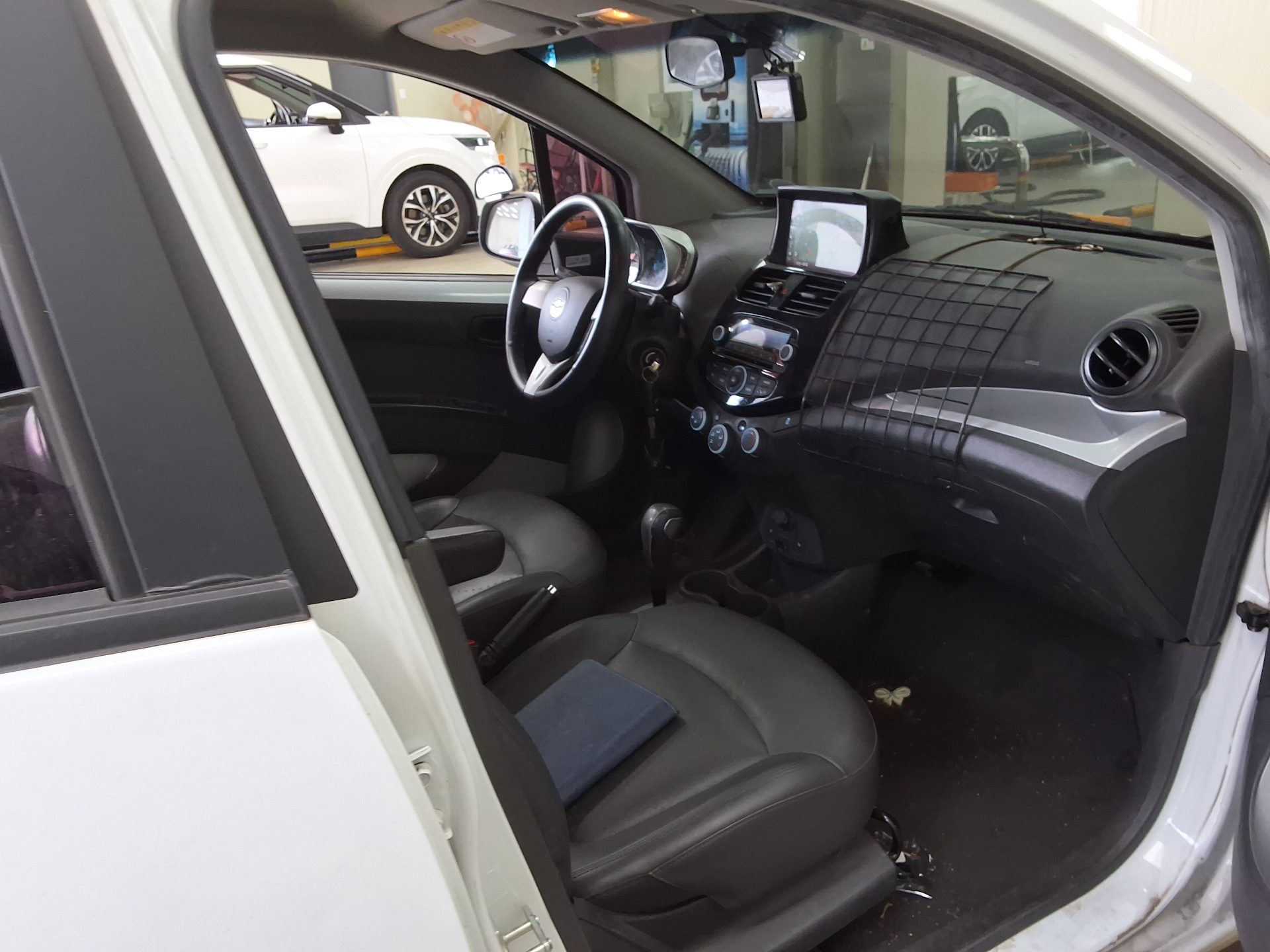 2015 - chevrolet spark