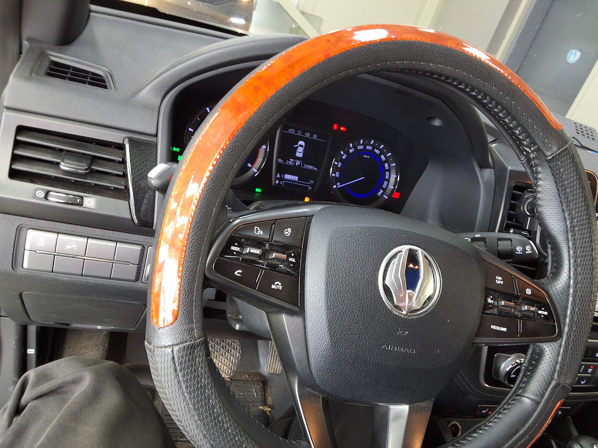 2020 - ssangyong rexton