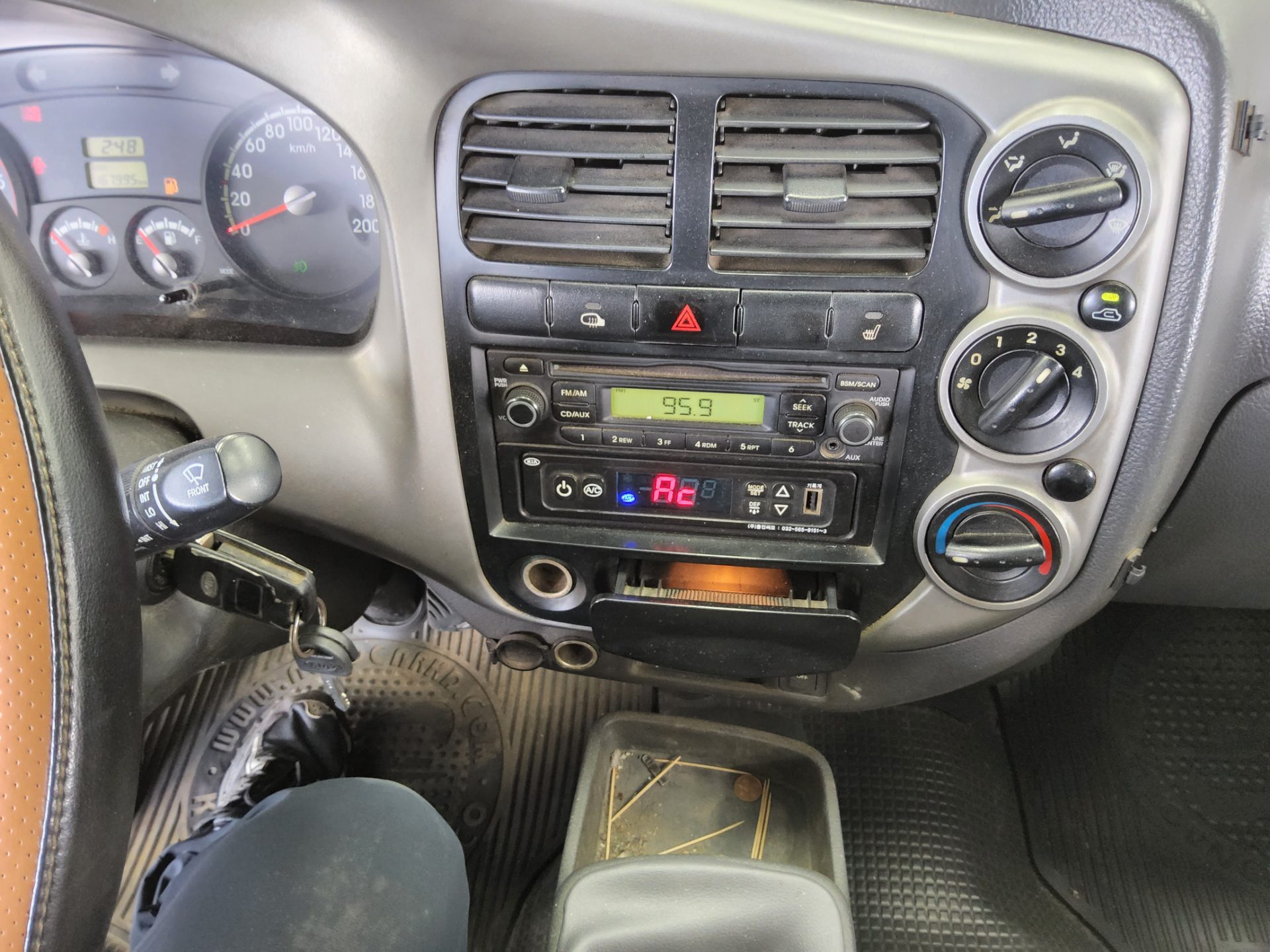 2015 - kia bongo