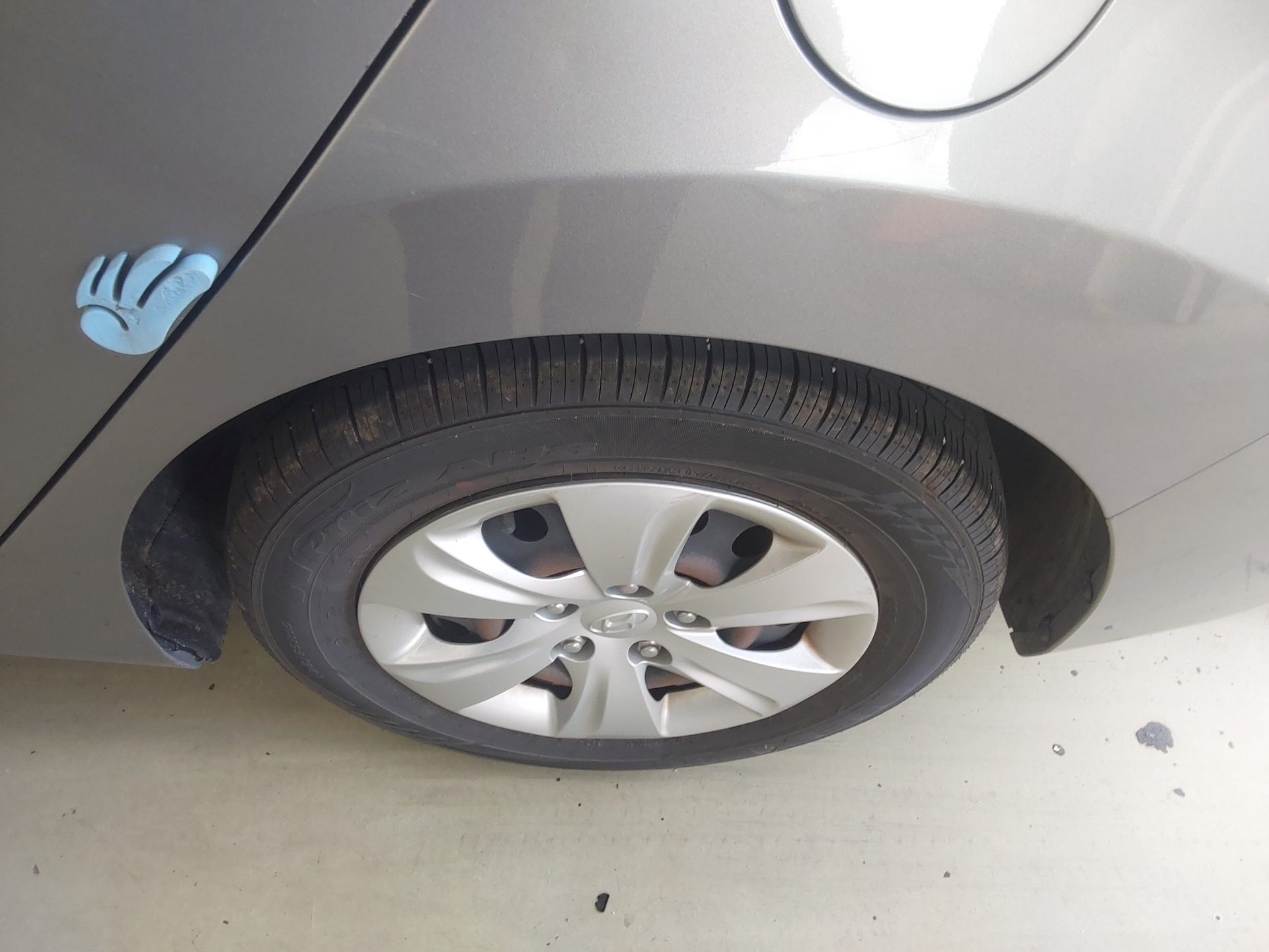 2012 - hyundai avante
