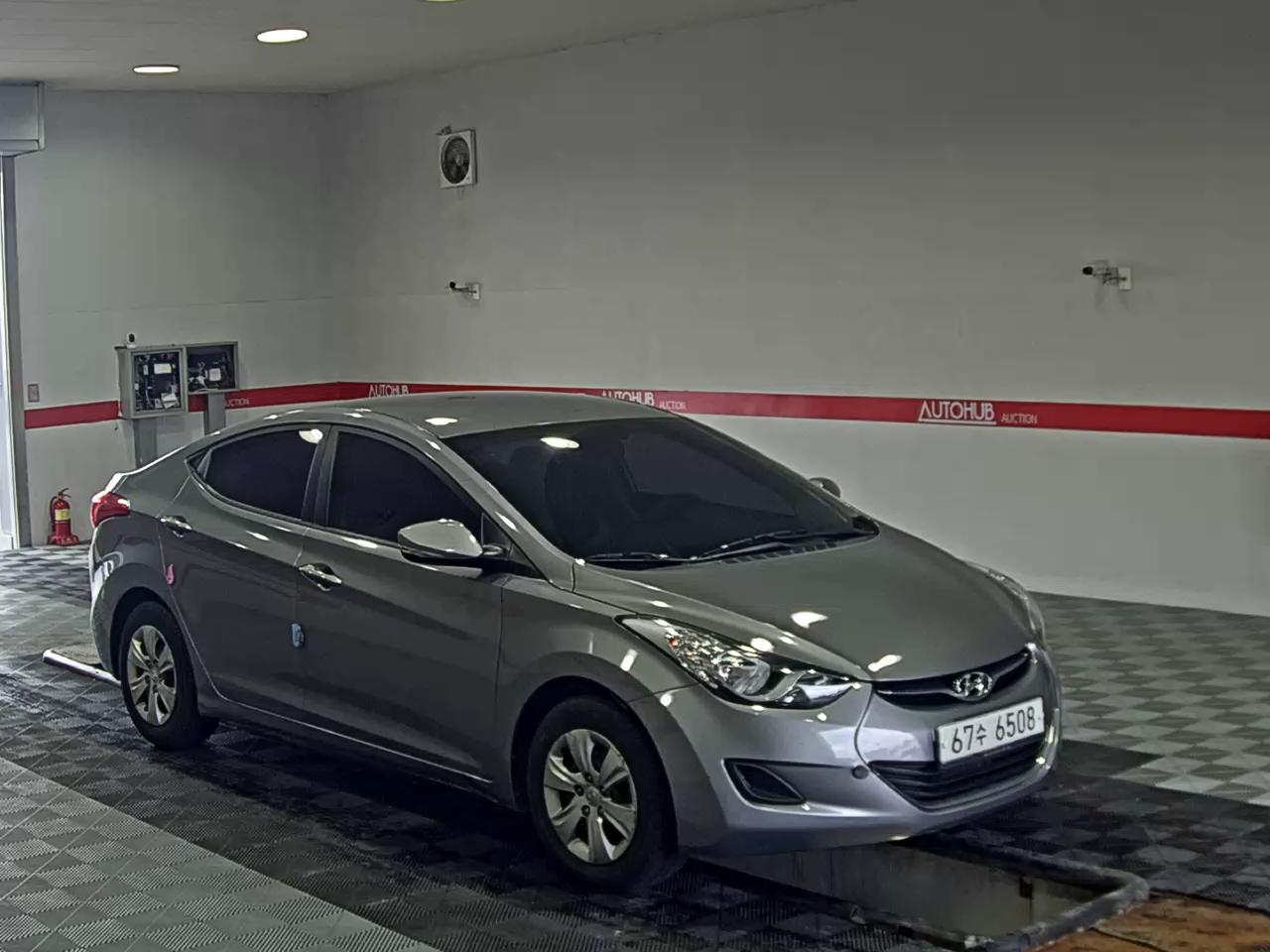 2012 - hyundai avante