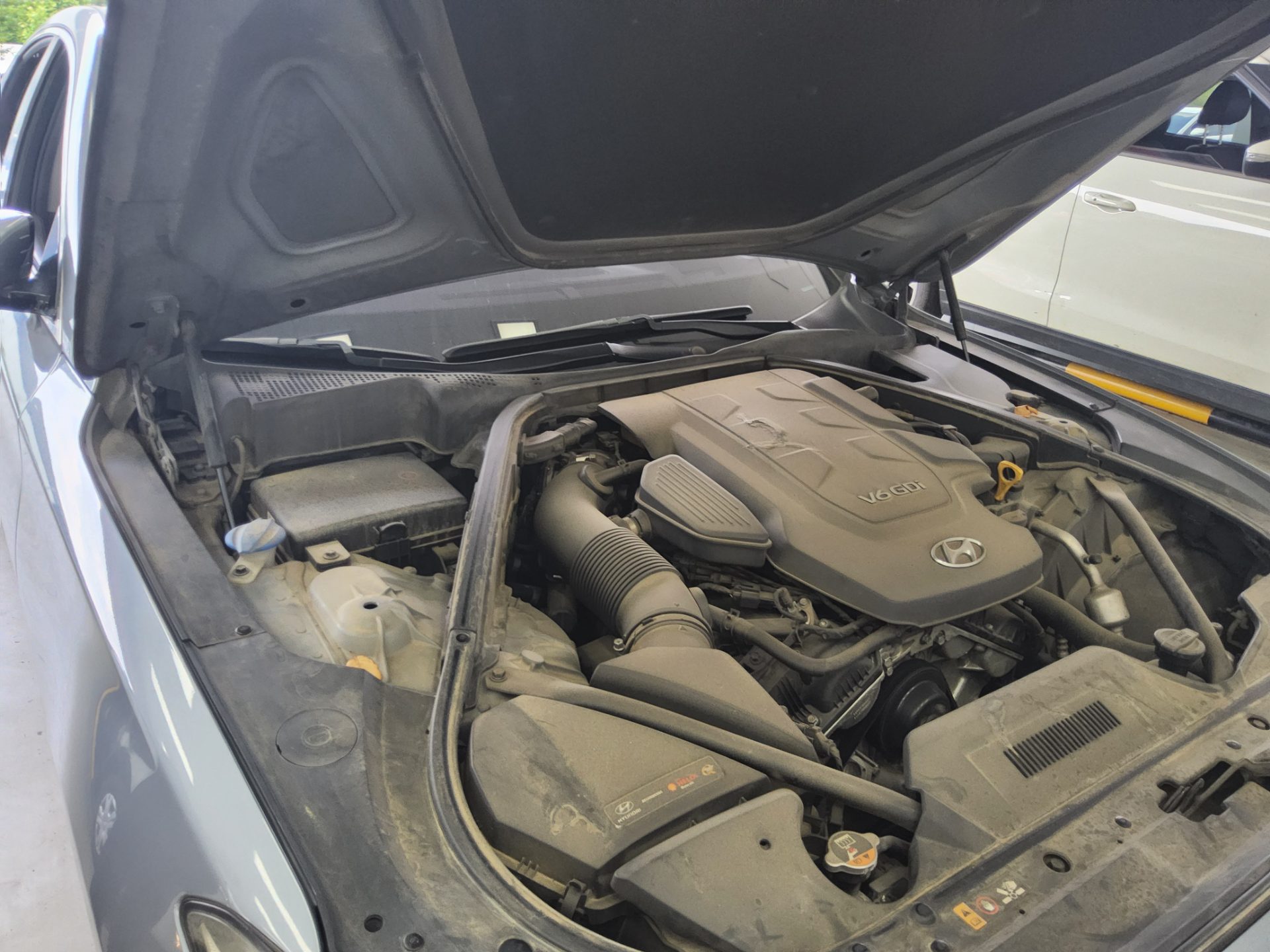 2014 - hyundai g330