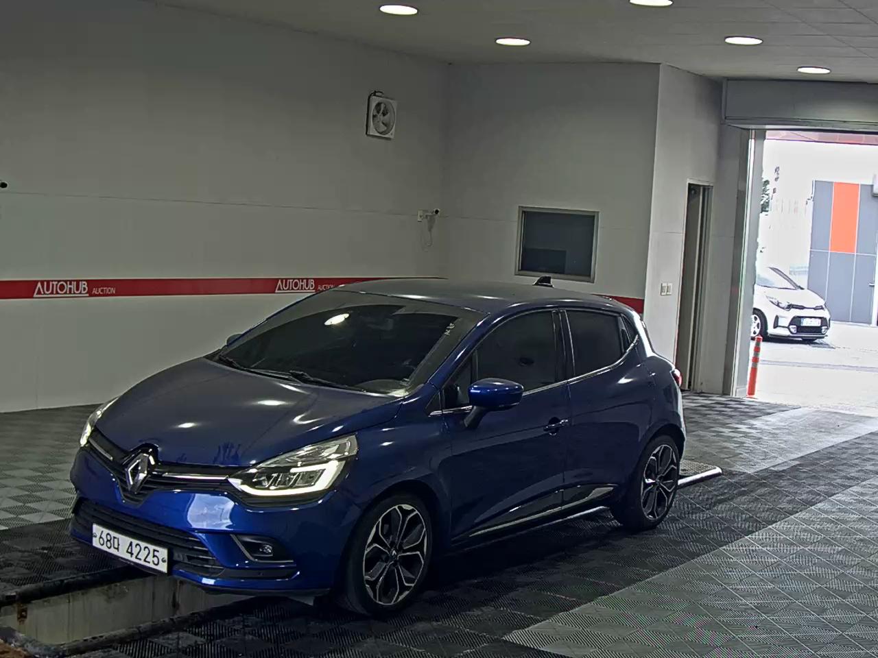 2019 - renault clio
